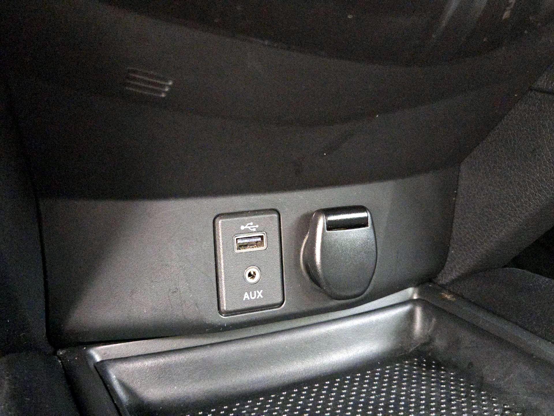 Thumbnail: 2017 Nissan Rogue - 19