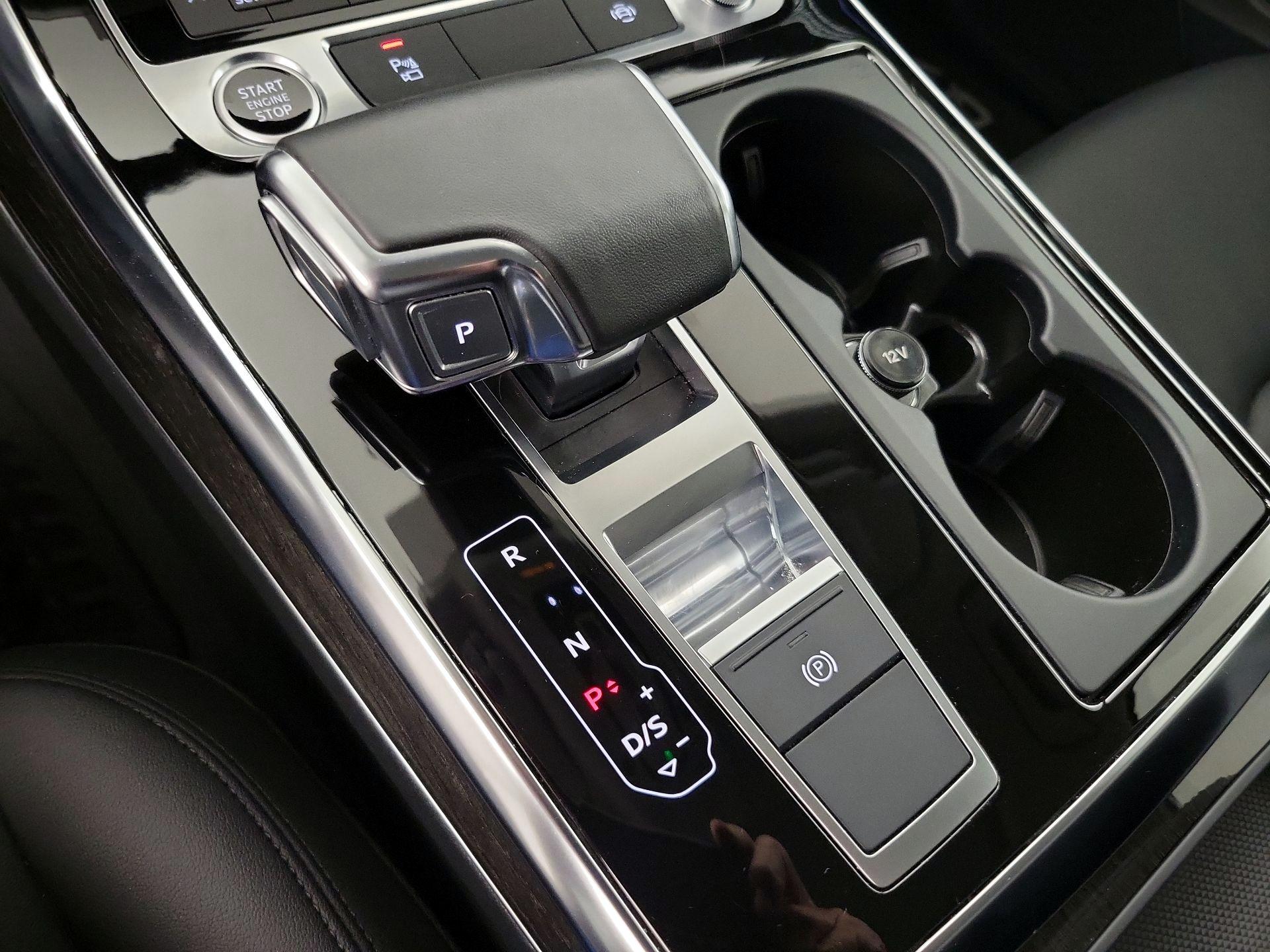Thumbnail: 2022 Audi Q7 - 18