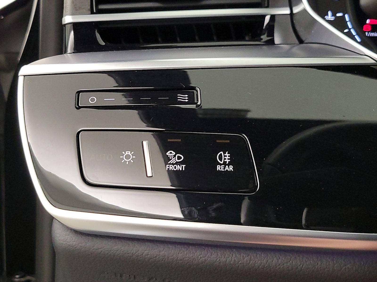 2023 Audi A8 Base - Photo 14