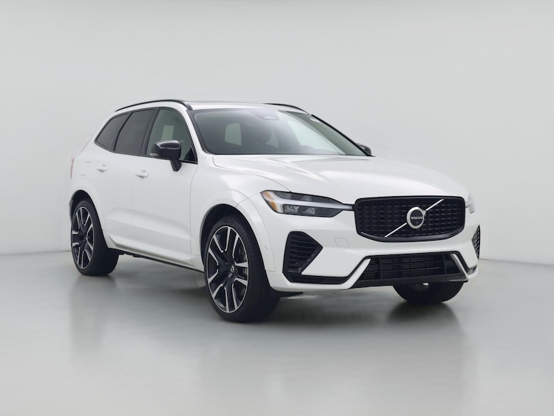 2024 Volvo XC60 Recharge T8 Ultimate Dark Theme