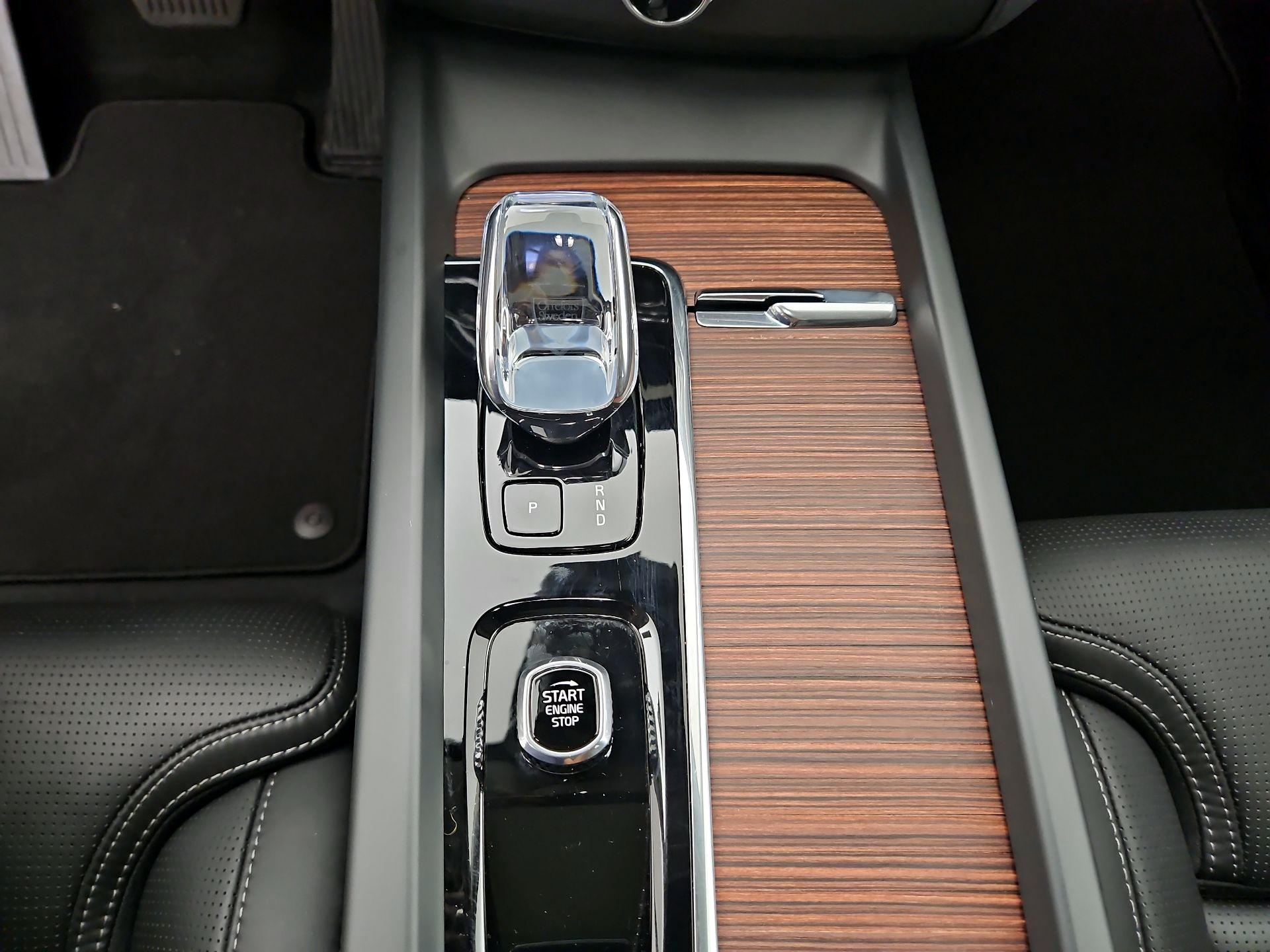 Thumbnail: 2024 Volvo XC60 - 18