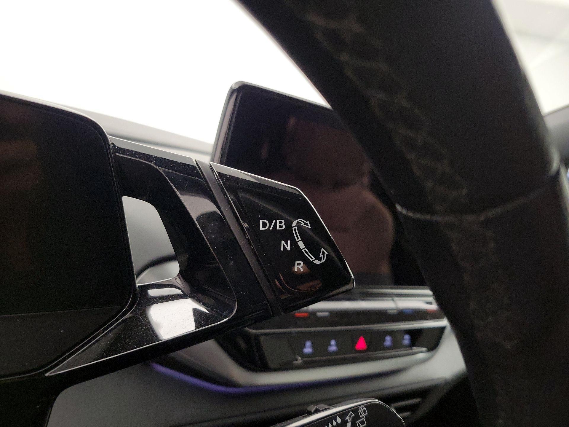 Thumbnail: 2021 Volkswagen ID.4 - 18