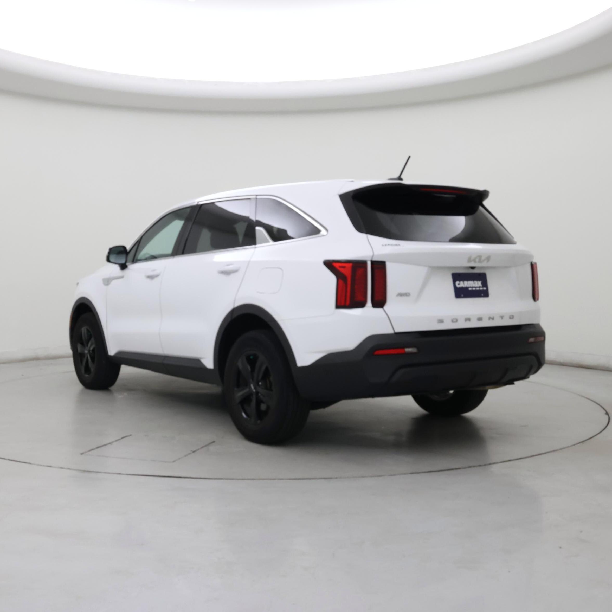 Thumbnail: 2022 Kia Sorento - 2
