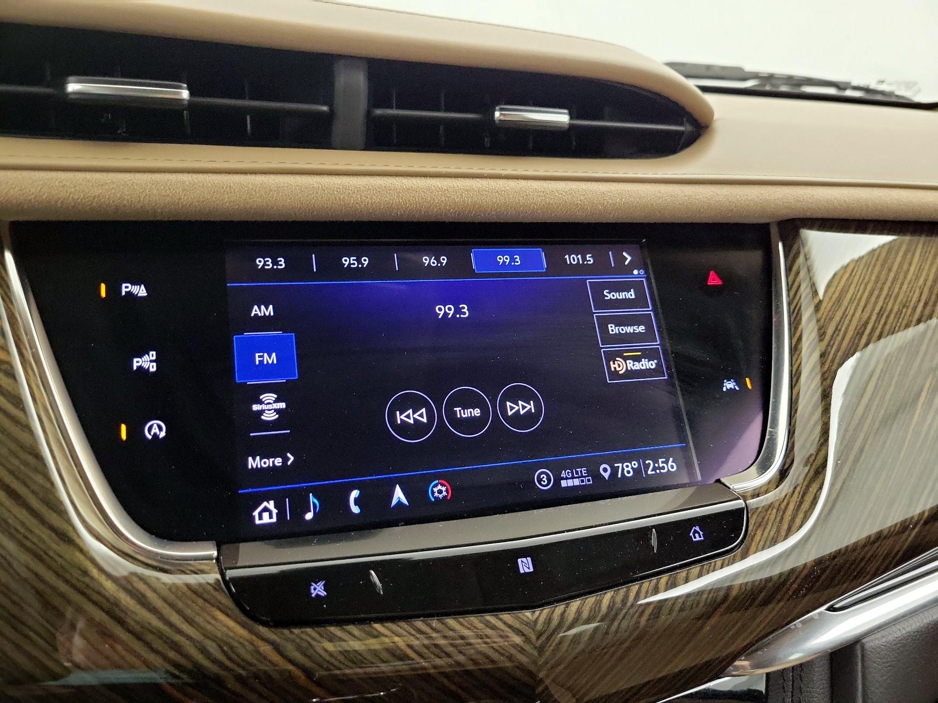 Thumbnail: 2020 Cadillac XT6 - 16
