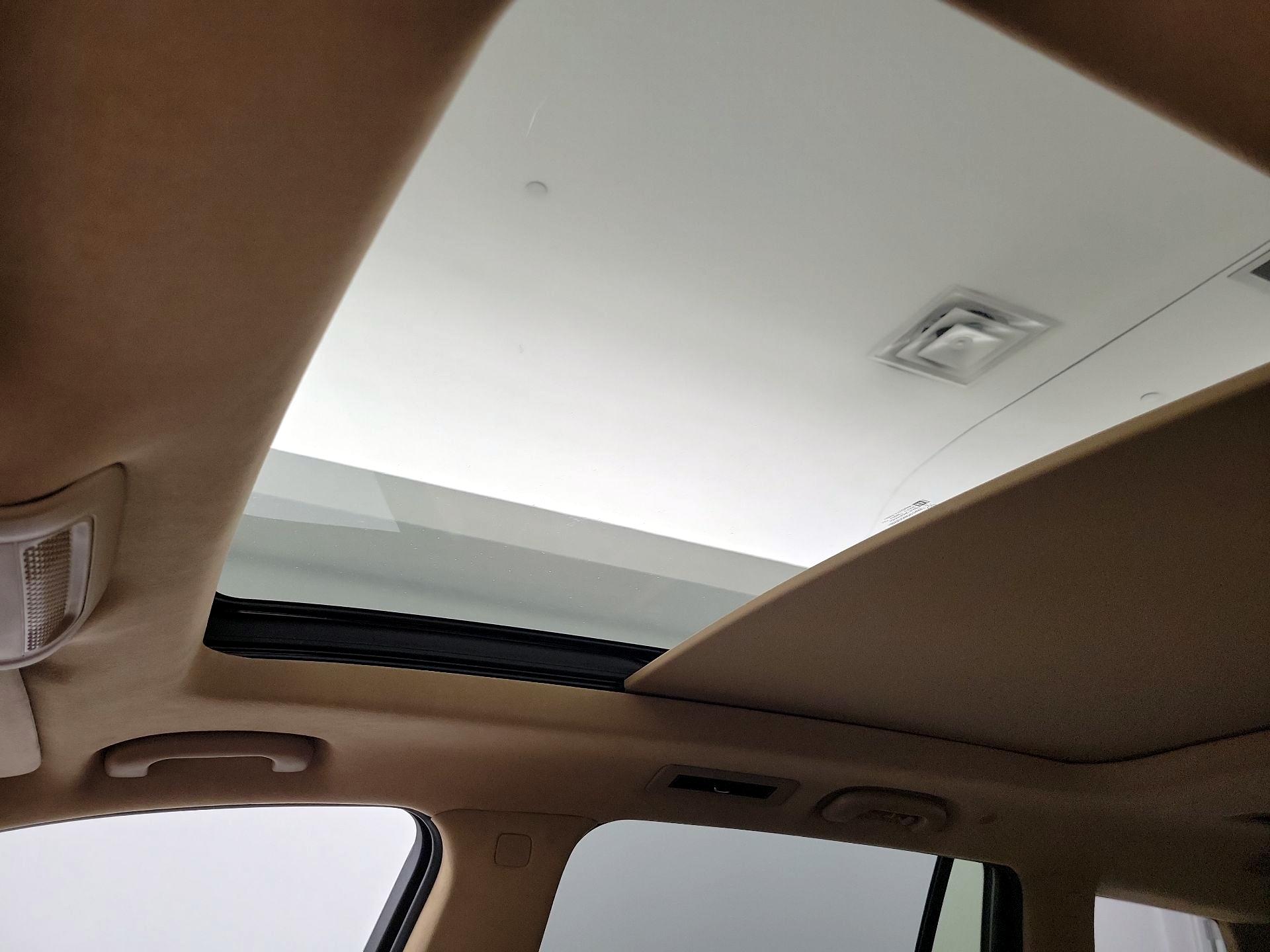 Thumbnail: 2020 Cadillac XT6 - 20