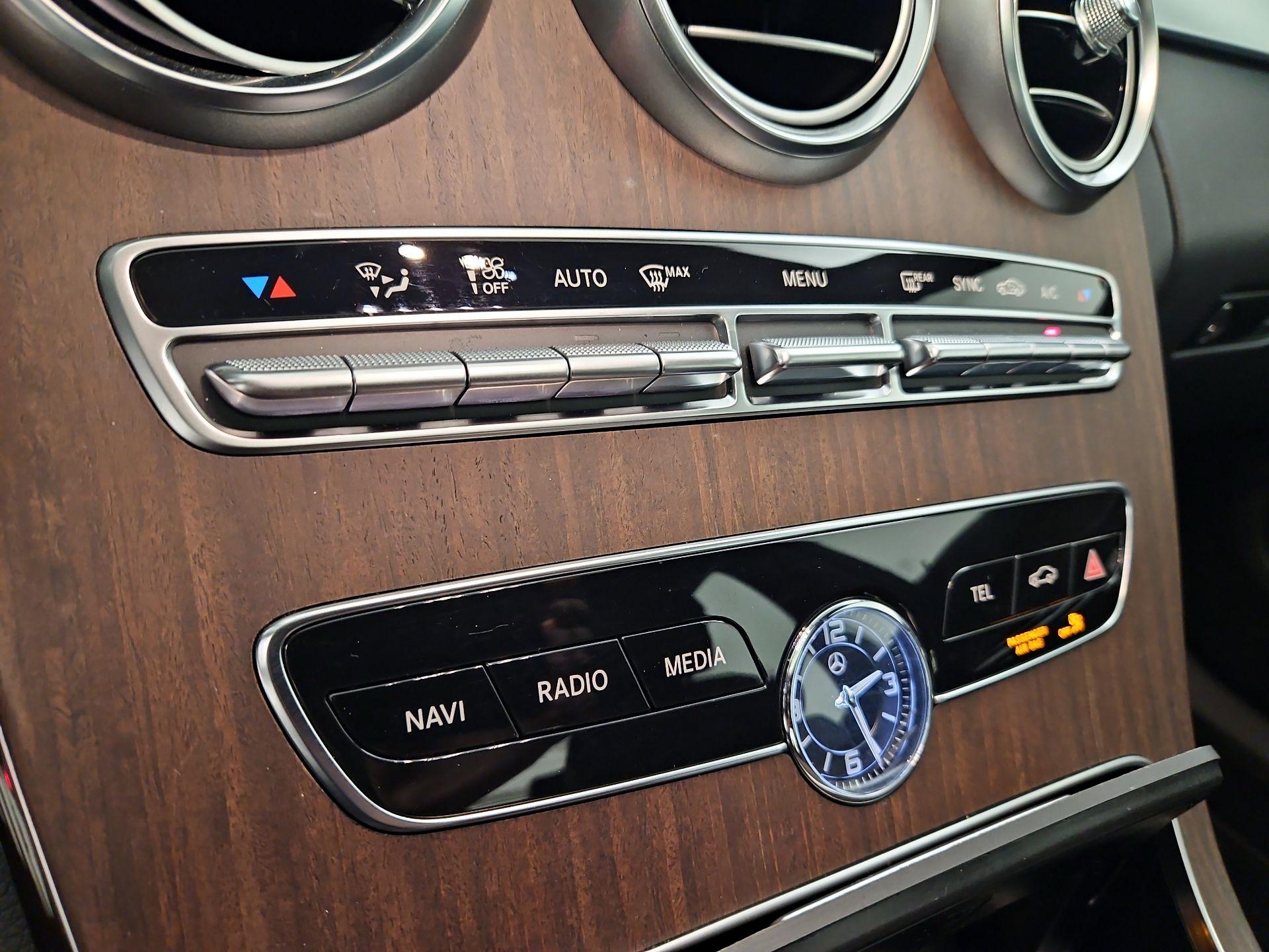 Thumbnail: 2019 Mercedes-Benz C-Class - 16