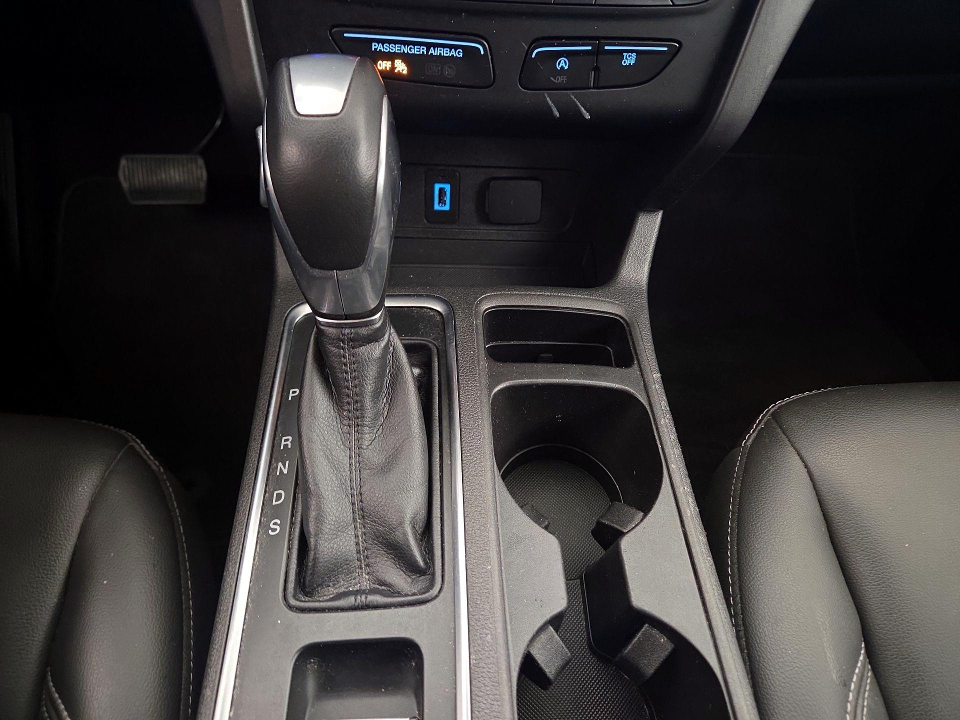 Thumbnail: 2019 Ford Escape - 17