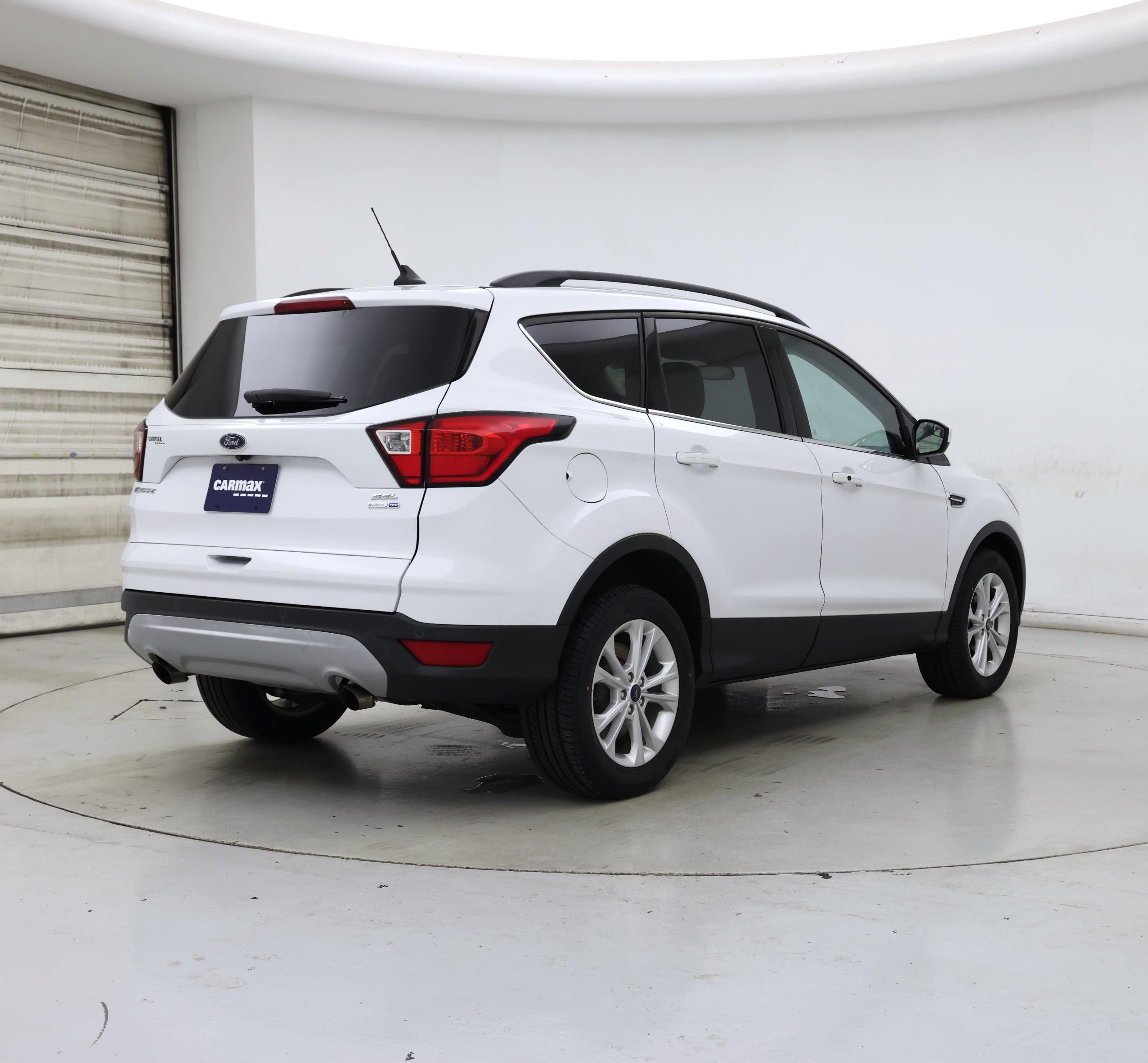 Thumbnail: 2019 Ford Escape - 8