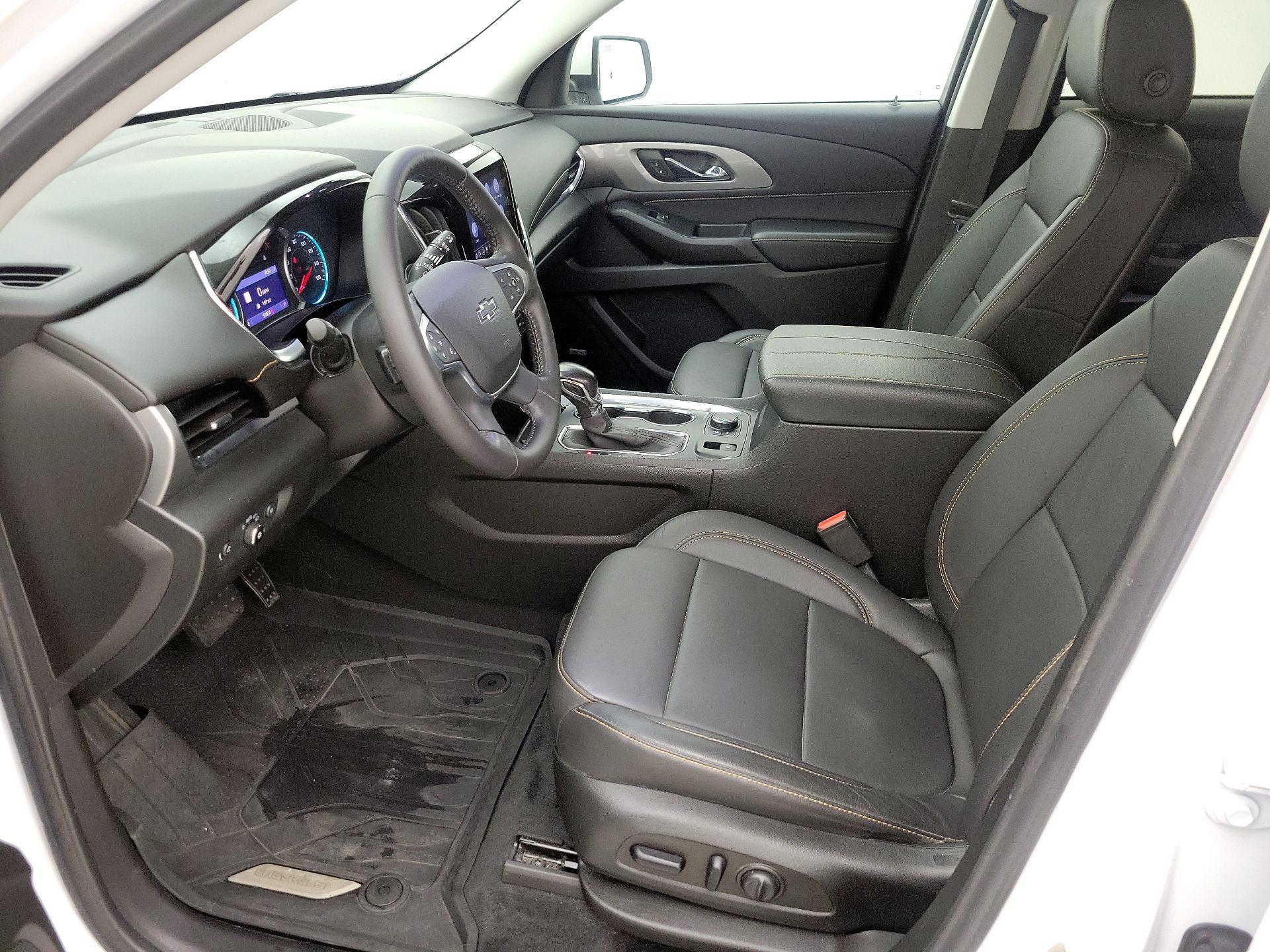Thumbnail: 2021 Chevrolet Traverse - 11