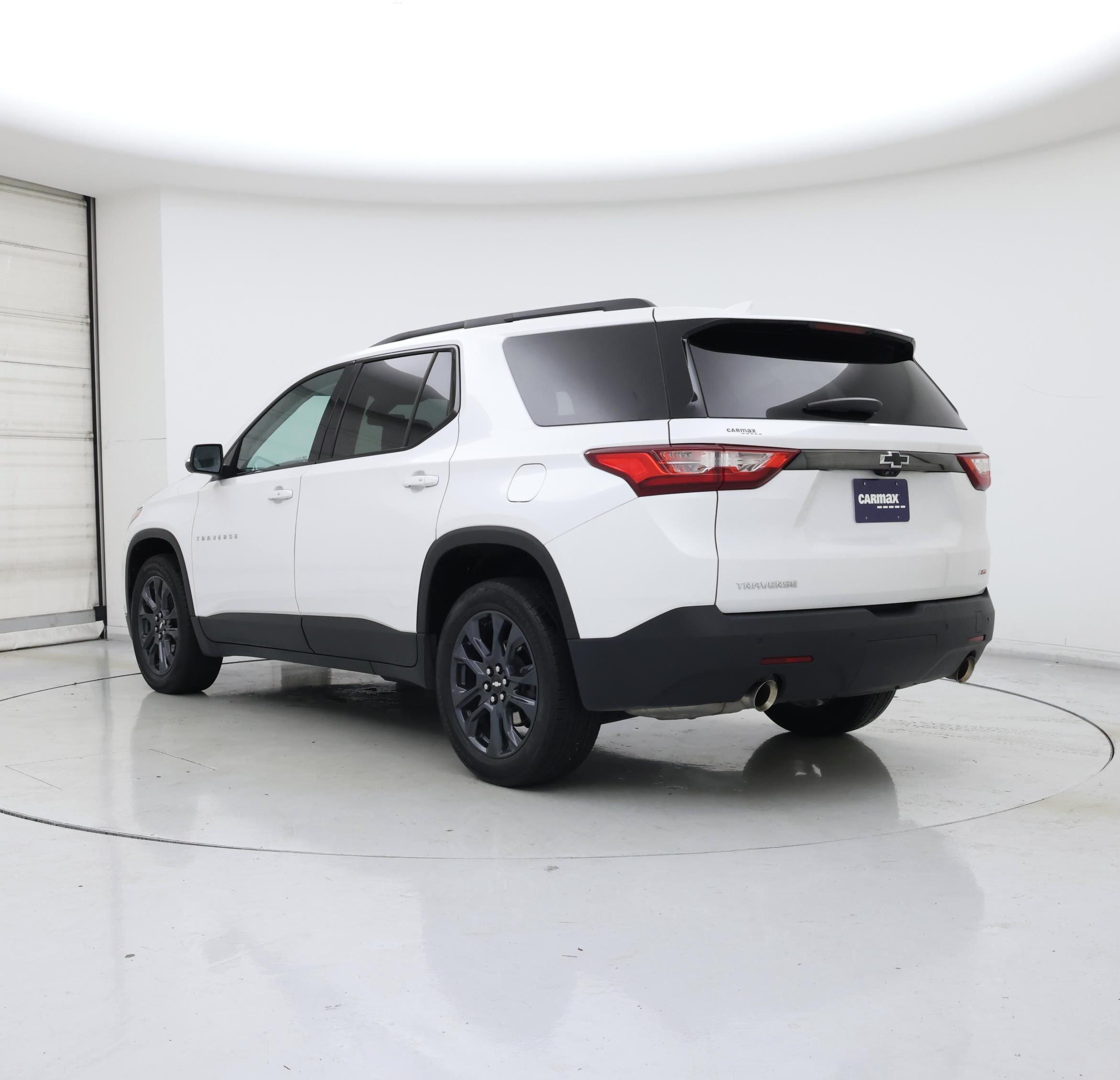 Thumbnail: 2021 Chevrolet Traverse - 2