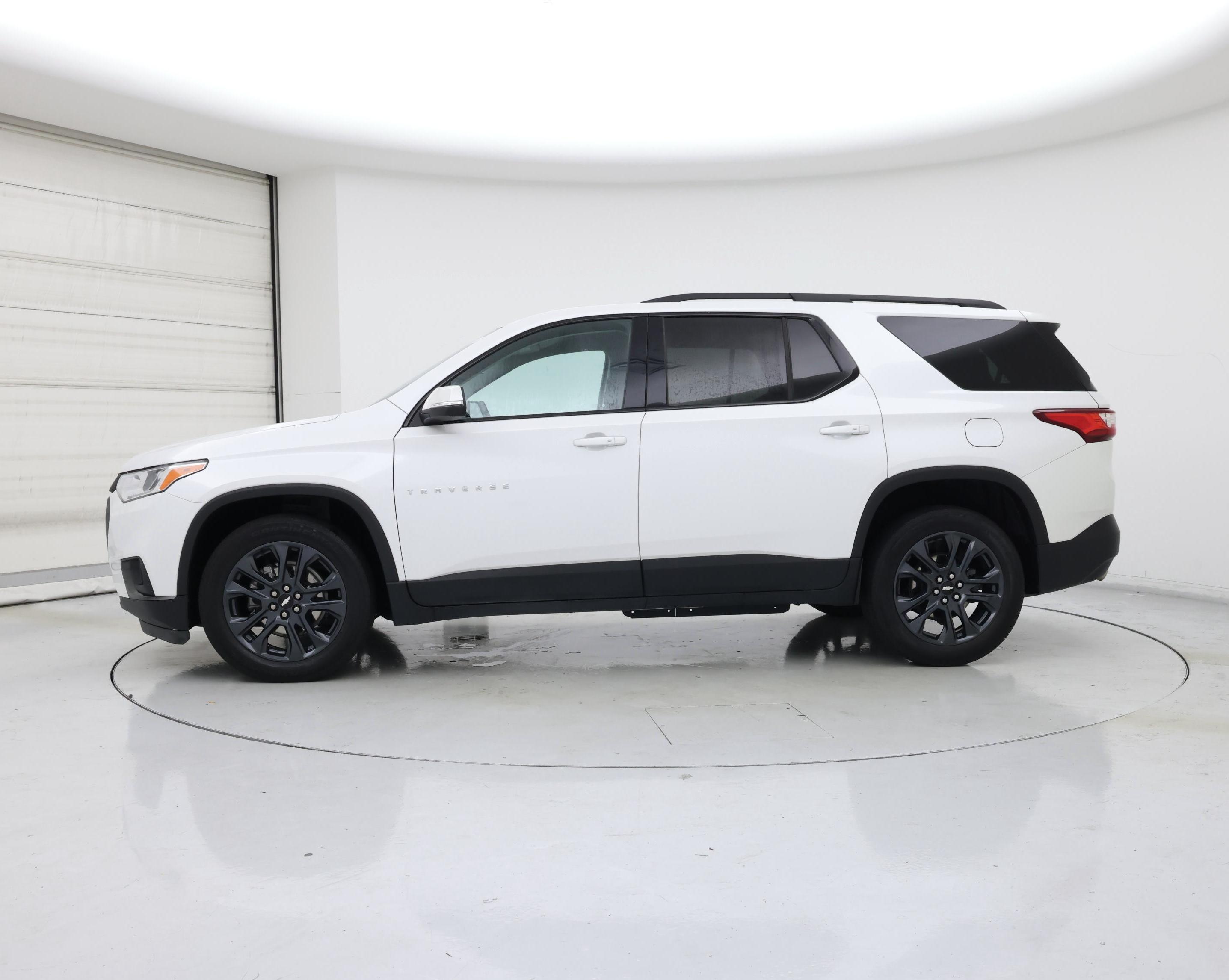 Thumbnail: 2021 Chevrolet Traverse - 3