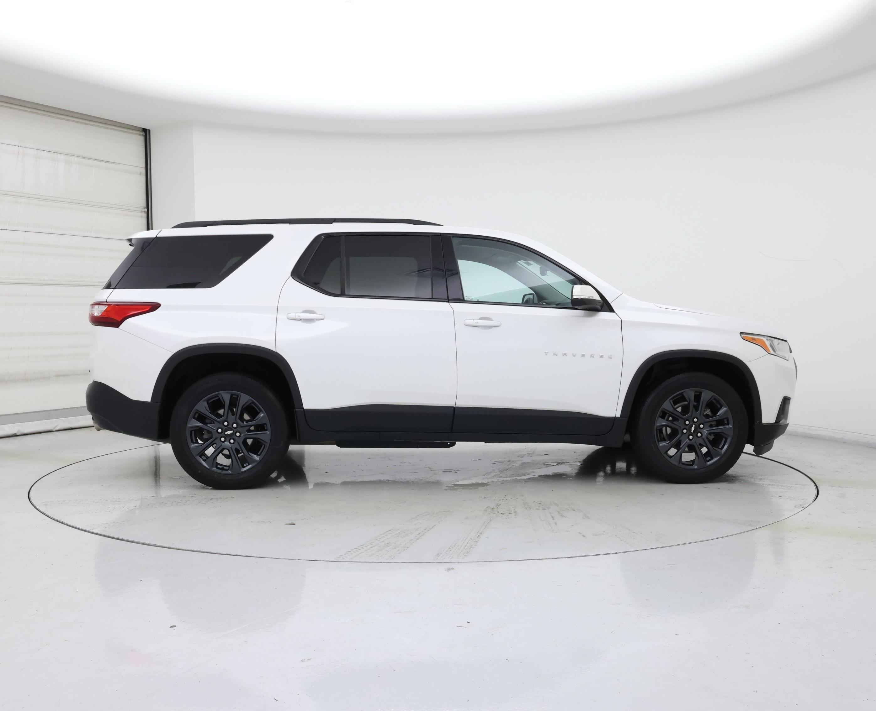 Thumbnail: 2021 Chevrolet Traverse - 7