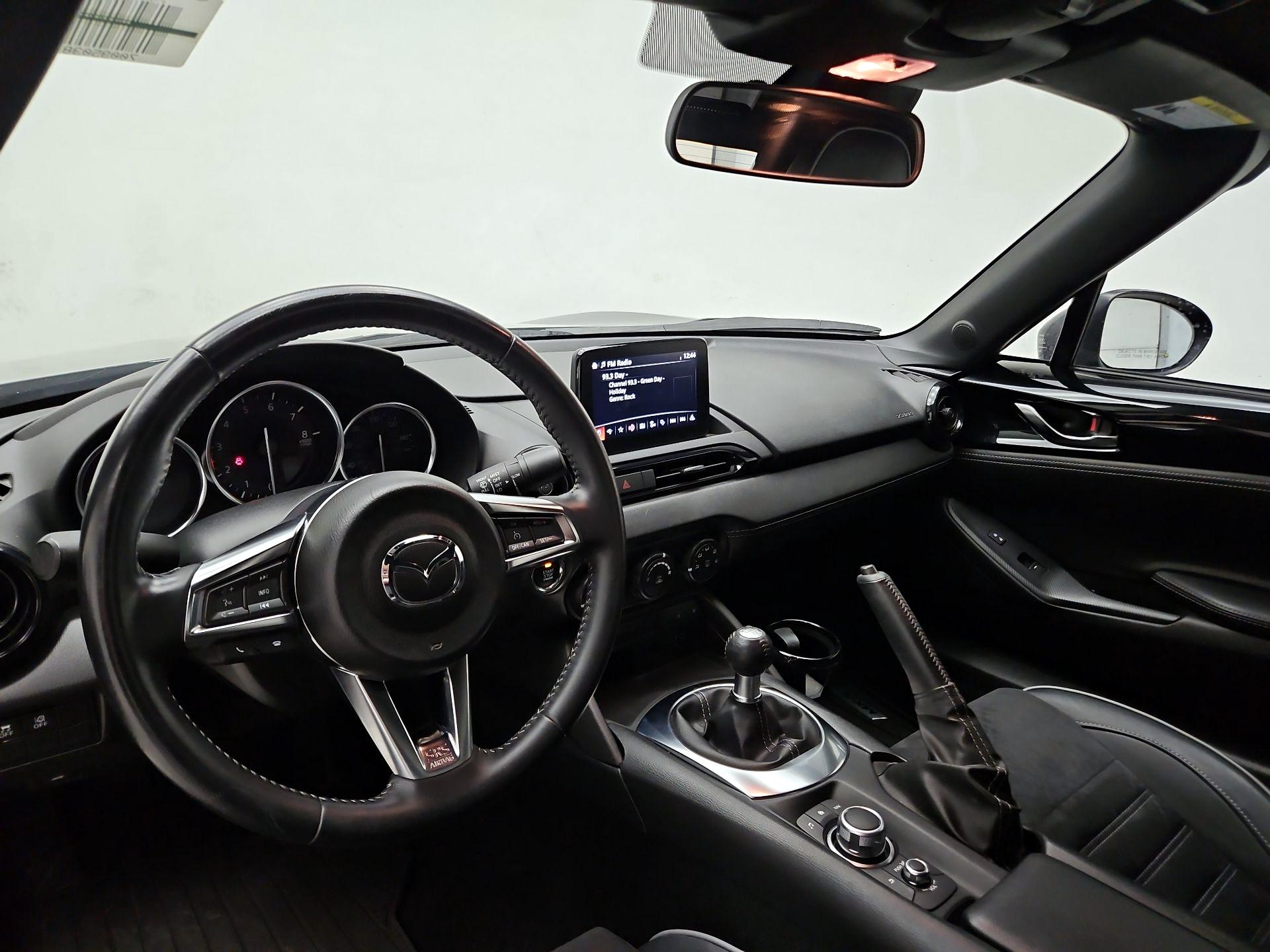 Thumbnail: 2020 Mazda MX-5 Miata - 9