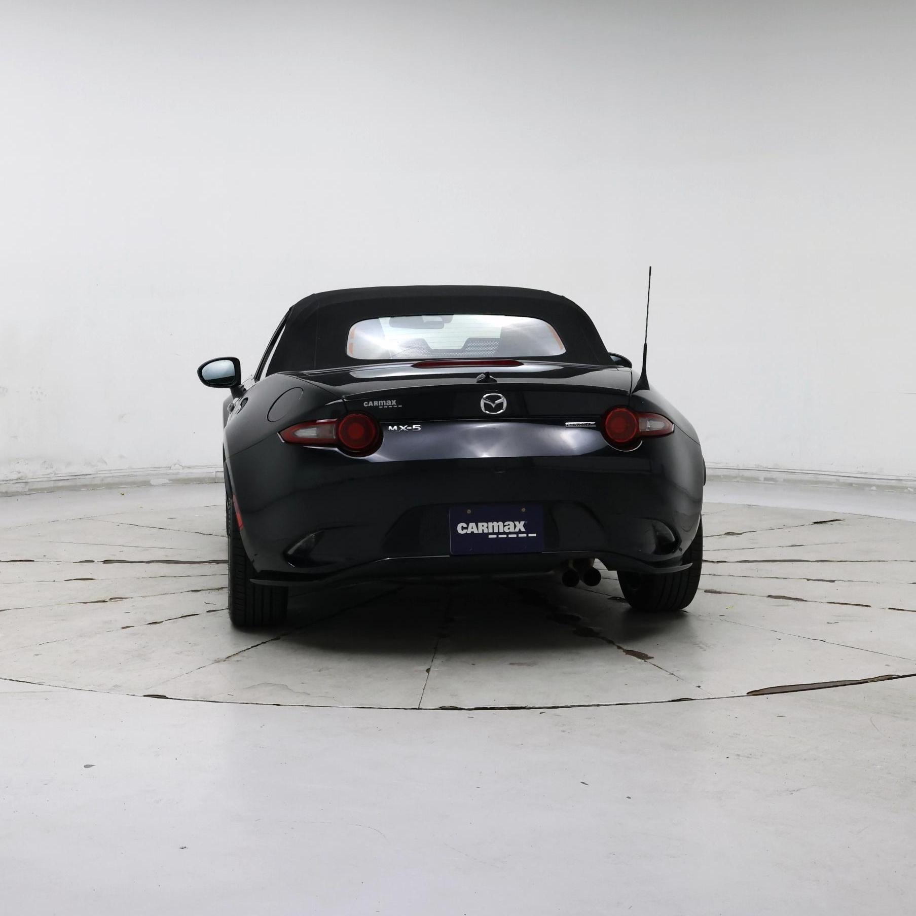 Thumbnail: 2020 Mazda MX-5 Miata - 6