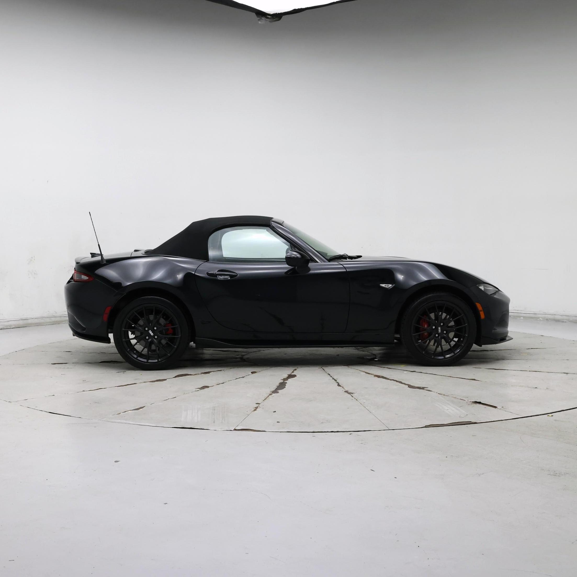 Thumbnail: 2020 Mazda MX-5 Miata - 7