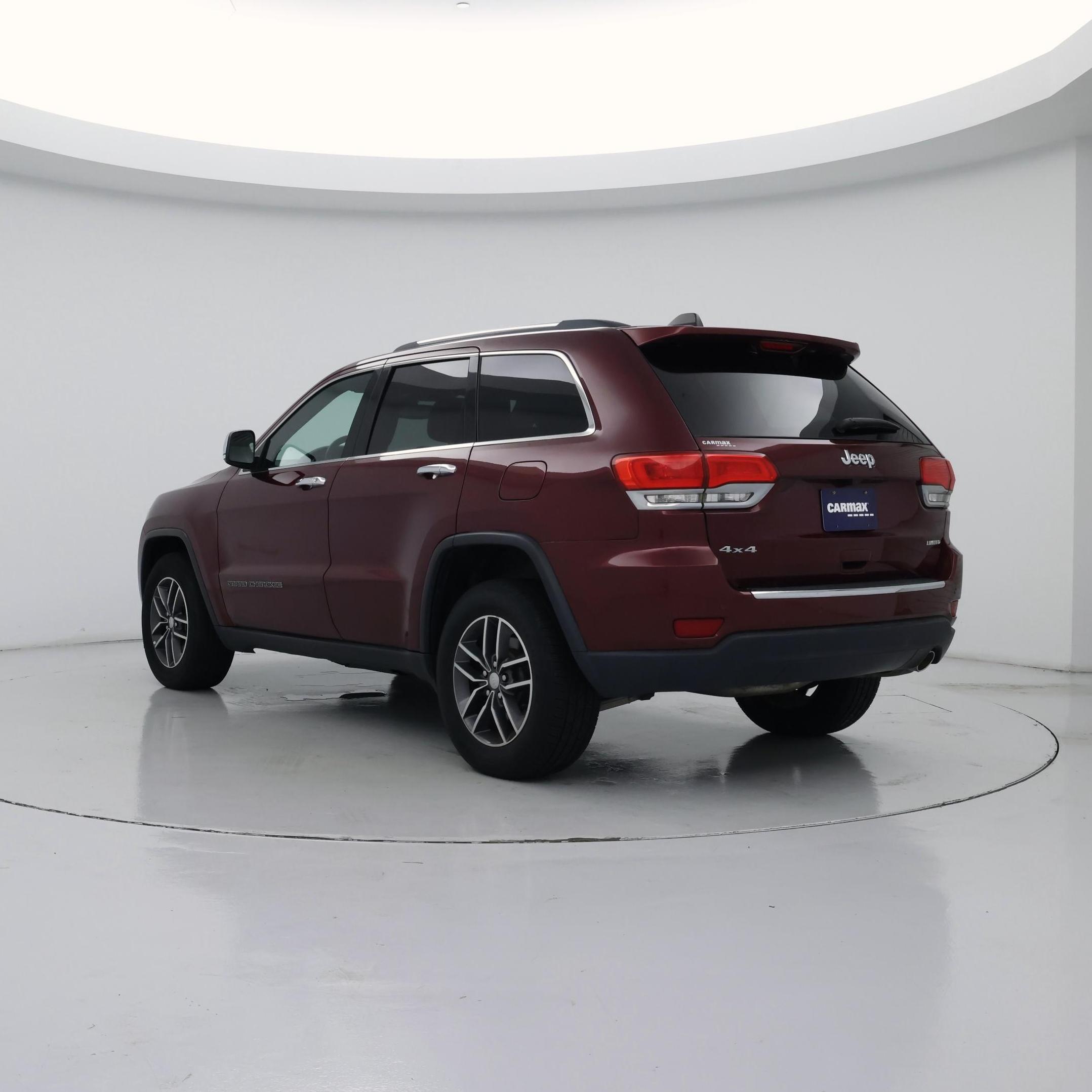 Thumbnail: 2017 Jeep Grand Cherokee - 2