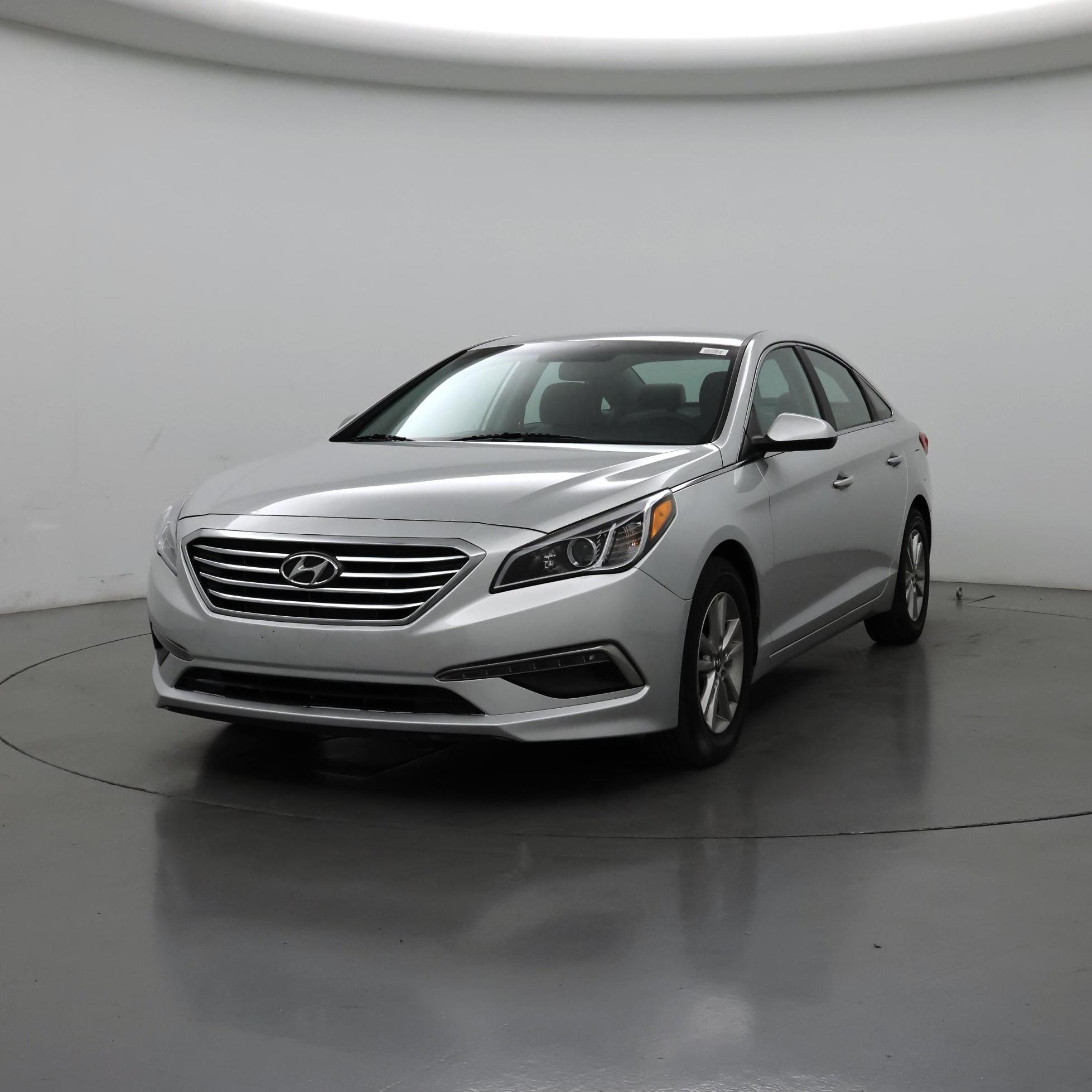Thumbnail: 2015 Hyundai Sonata - 4
