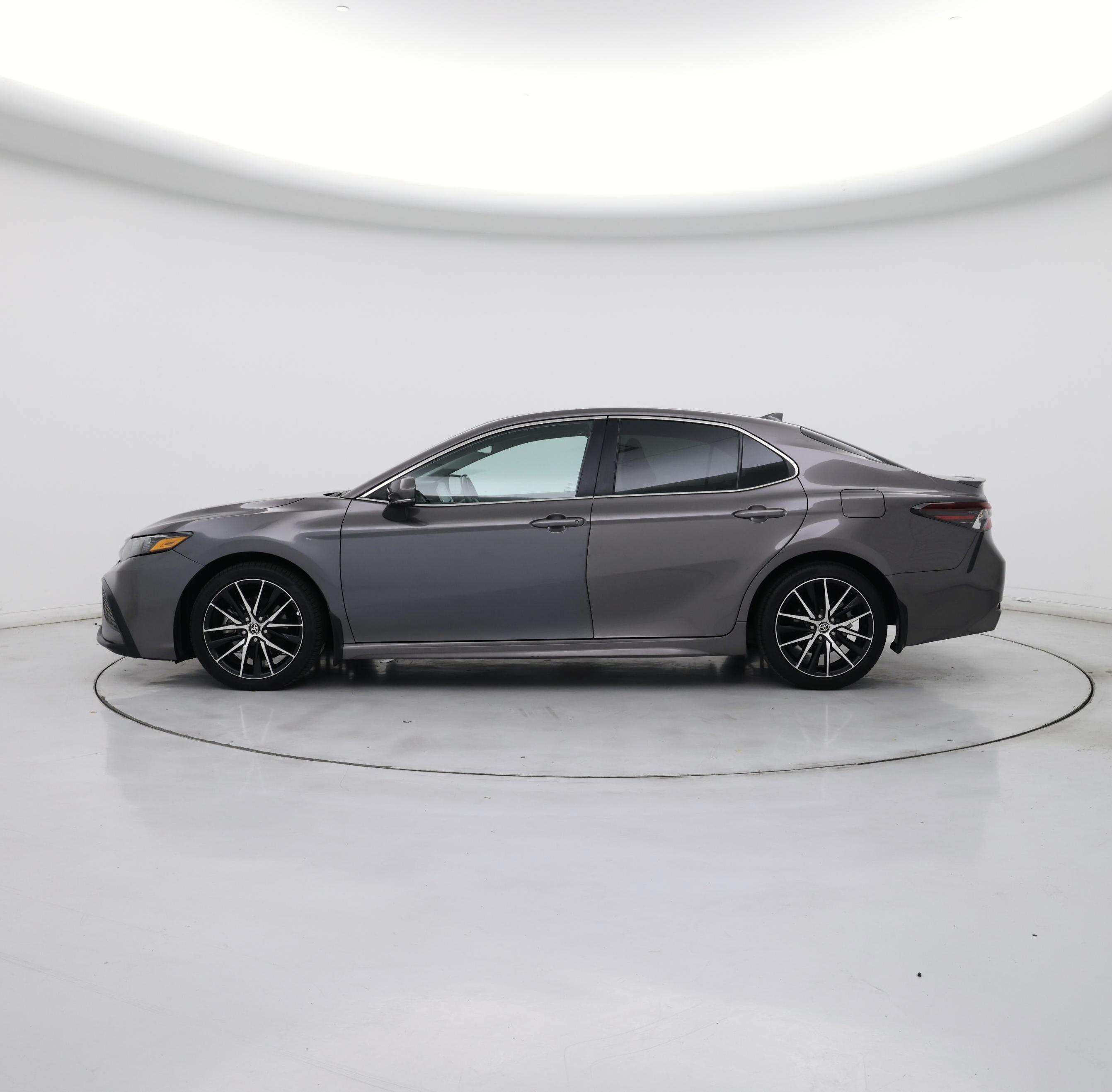 Thumbnail: 2023 Toyota Camry - 3