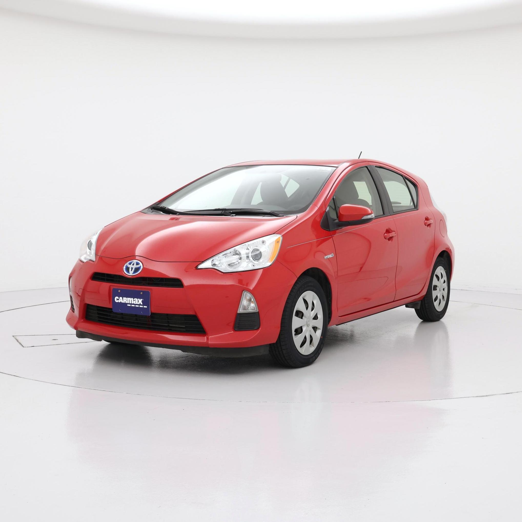 Thumbnail: 2014 Toyota Prius c - 4
