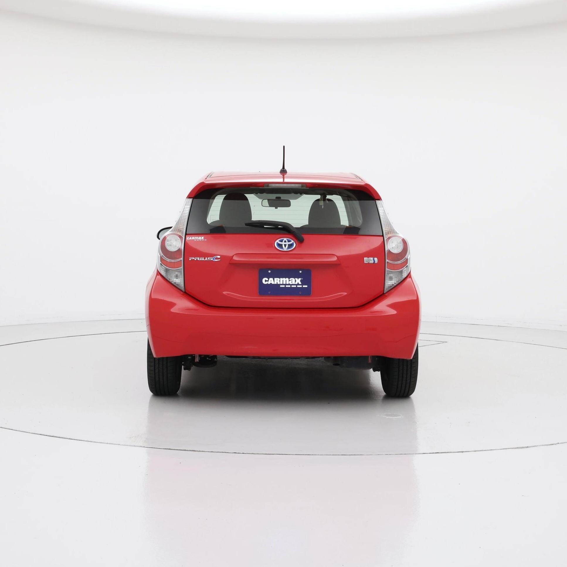 Thumbnail: 2014 Toyota Prius c - 6