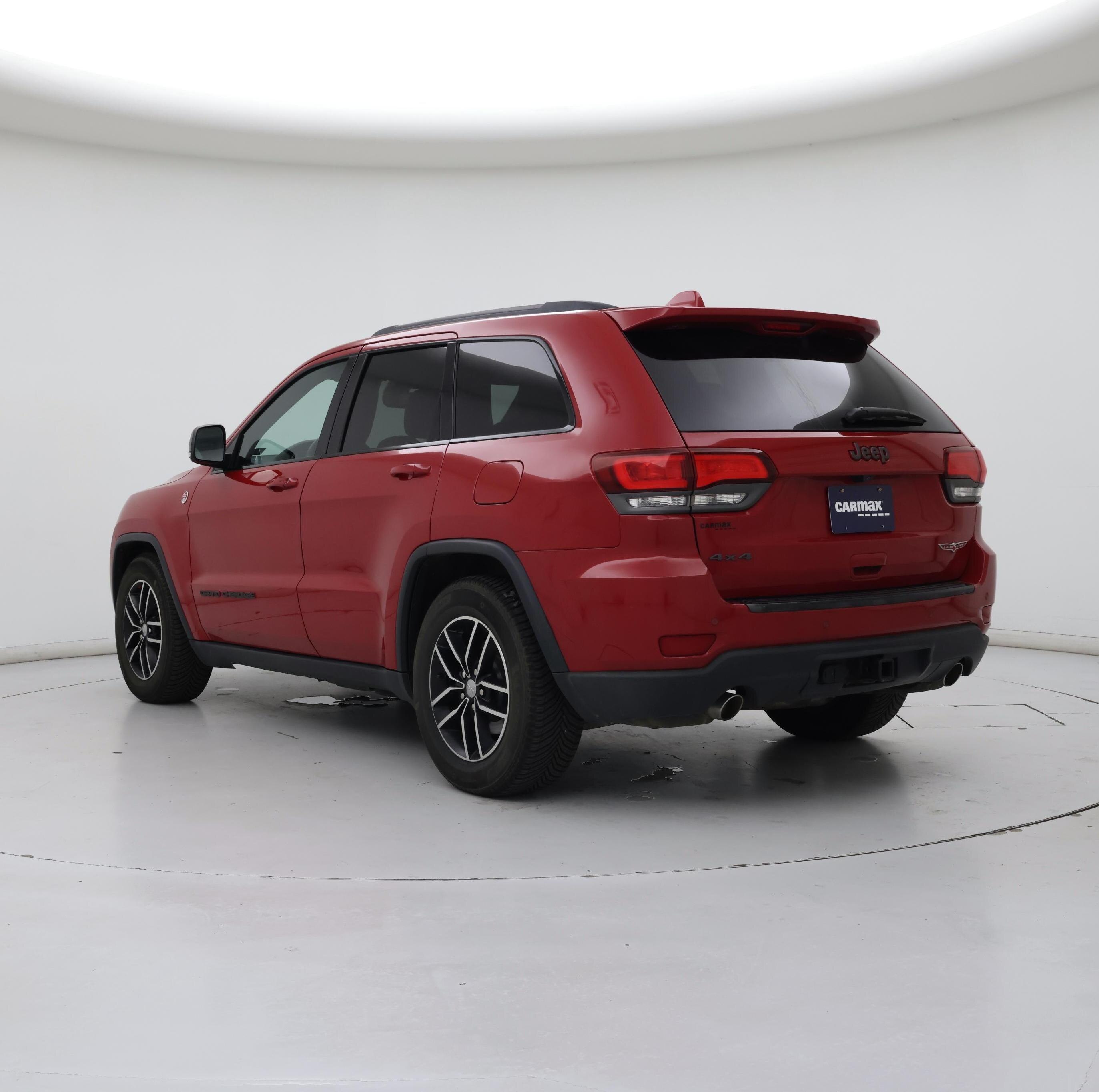 Thumbnail: 2017 Jeep Grand Cherokee - 2