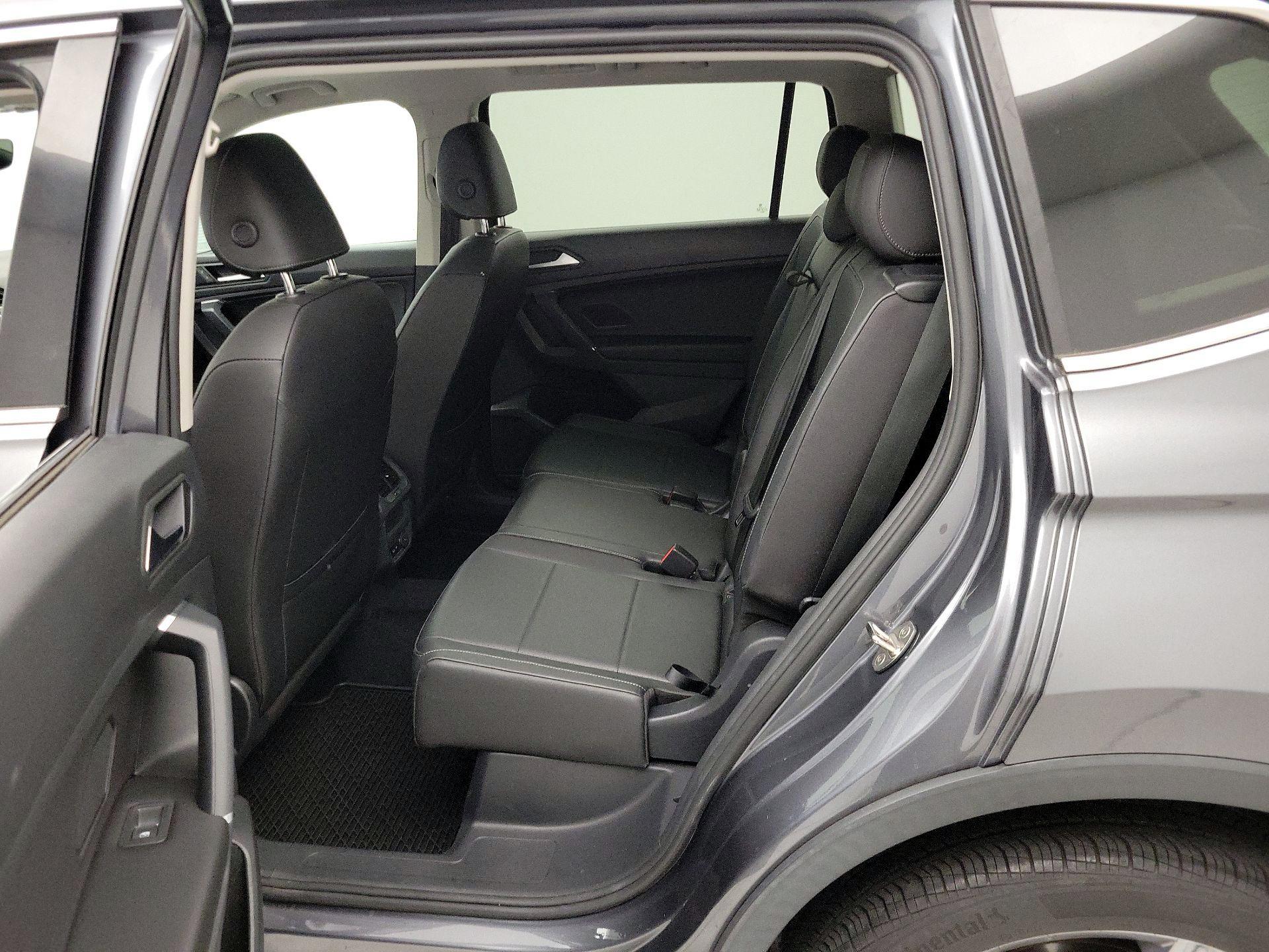 Thumbnail: 2020 Volkswagen Tiguan - 20
