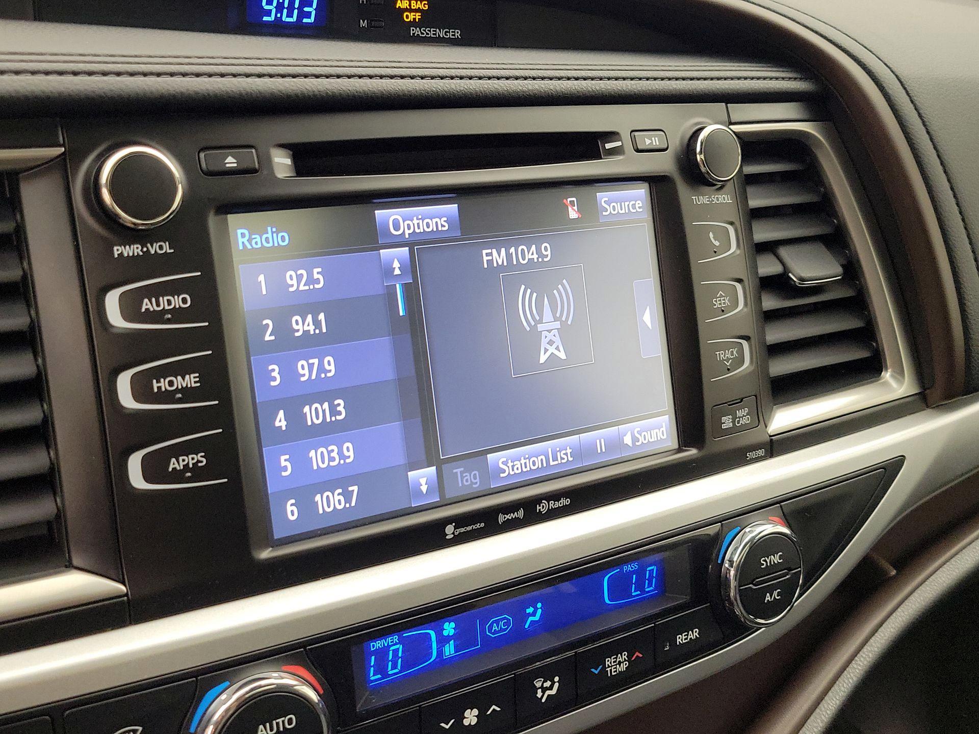 Thumbnail: 2019 Toyota Highlander - 15