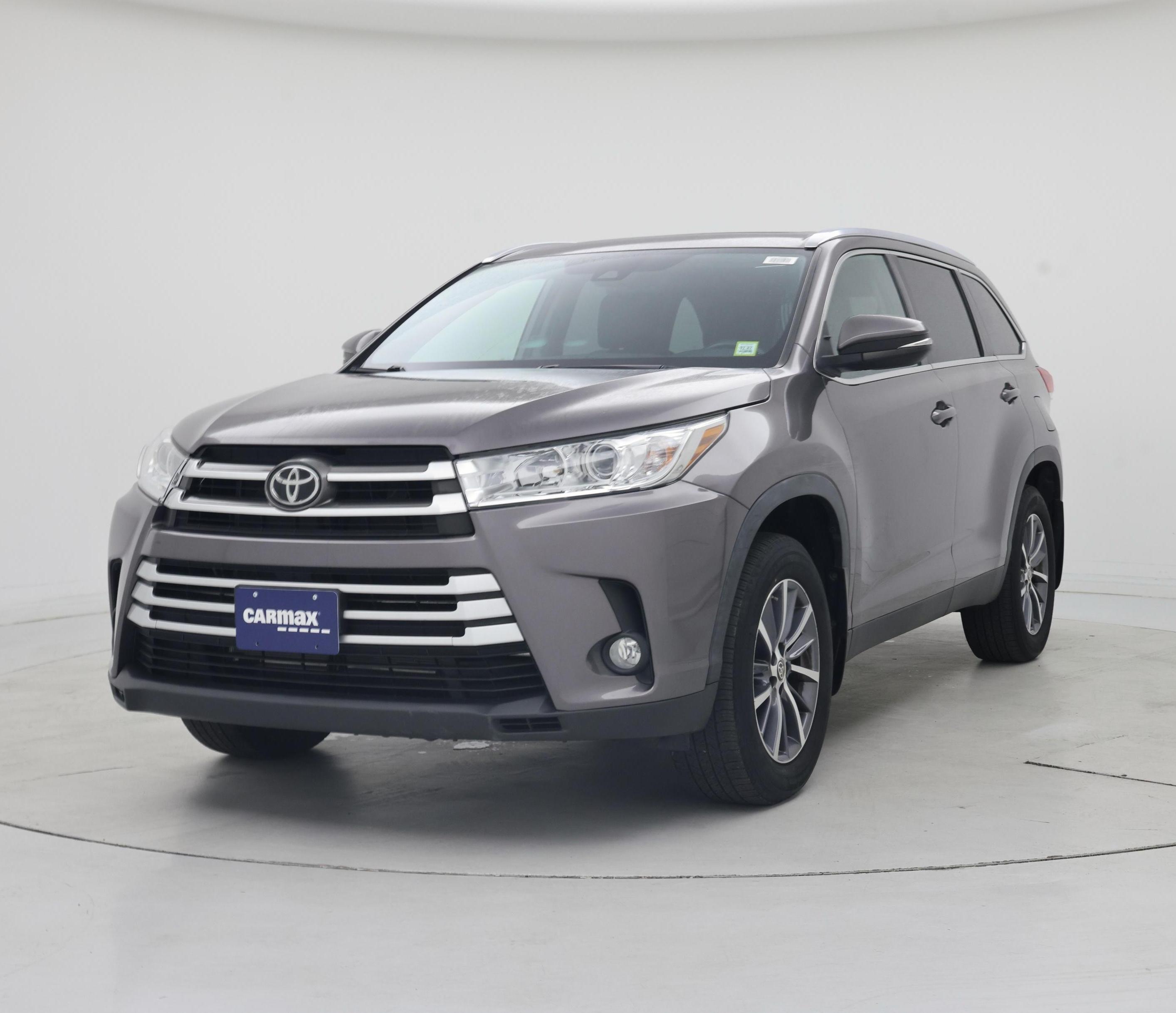 Thumbnail: 2019 Toyota Highlander - 4