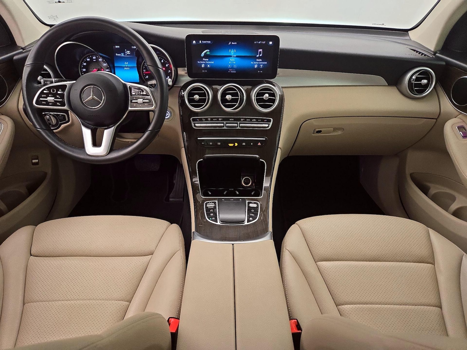 2021 Mercedes-Benz GLC GLC300 - Photo 10