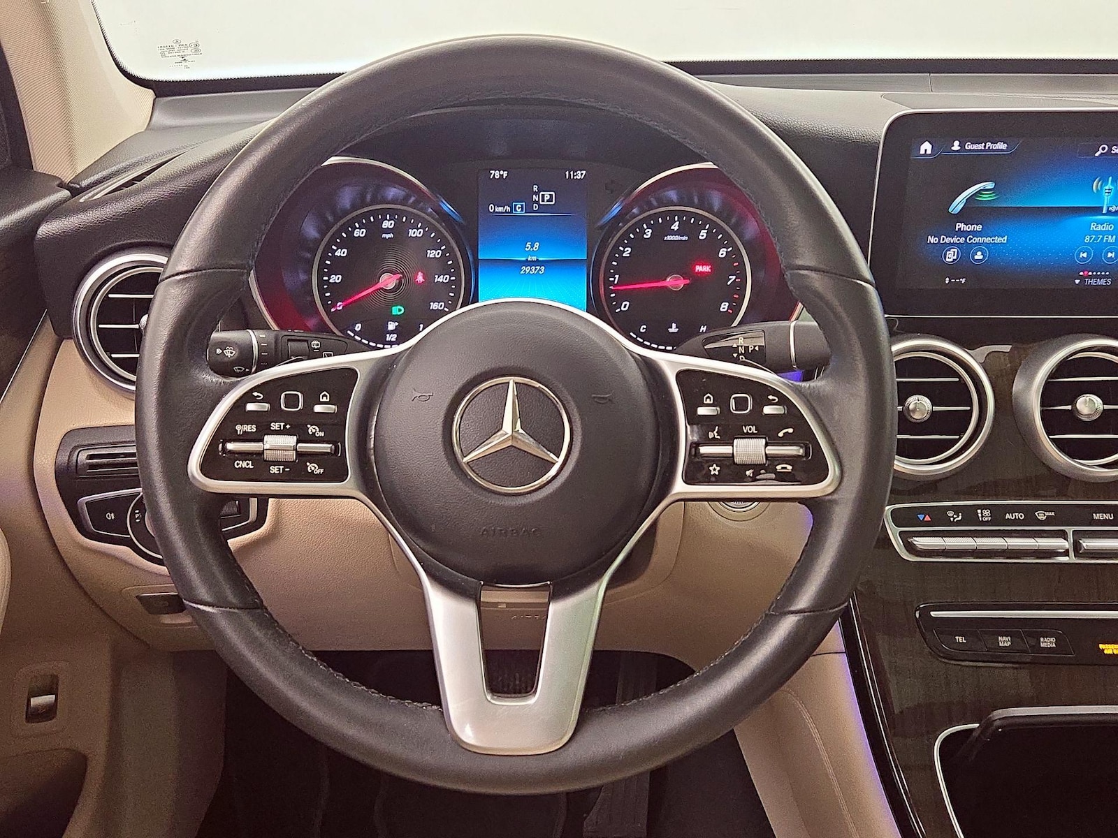 2021 Mercedes-Benz GLC GLC300 - Photo 11