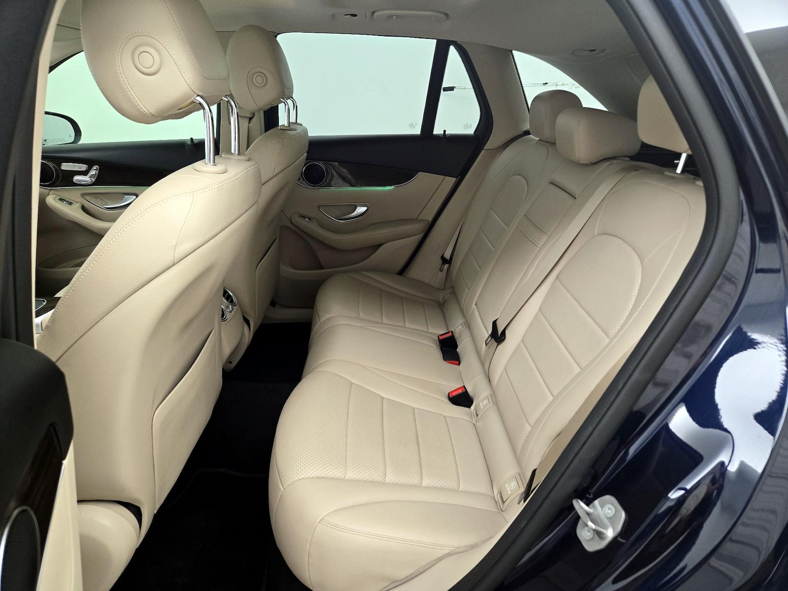 2021 Mercedes-Benz GLC GLC300 - Photo 21