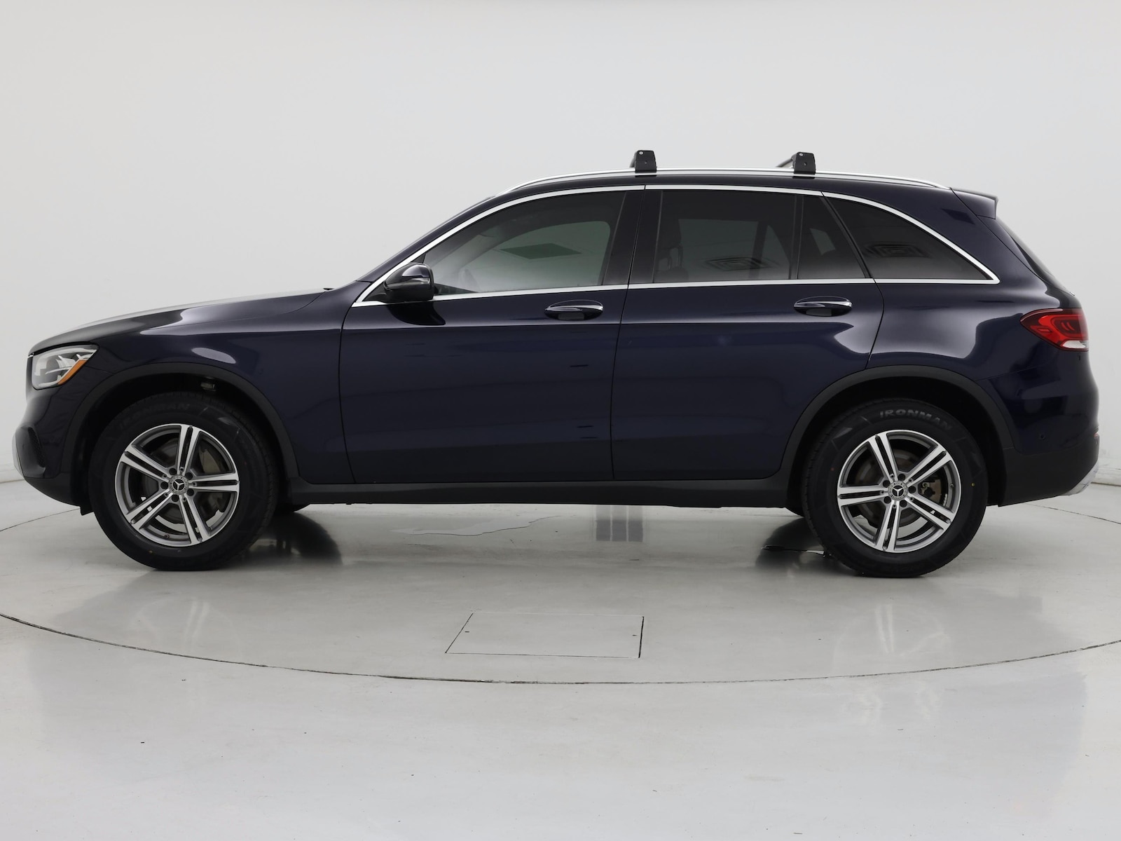 2021 Mercedes-Benz GLC GLC300 - Photo 4