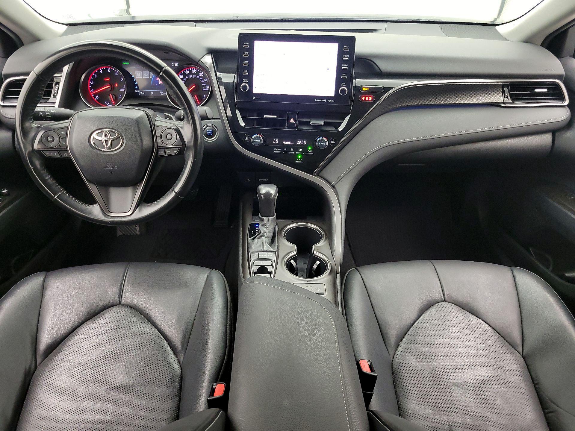 Thumbnail: 2022 Toyota Camry - 9