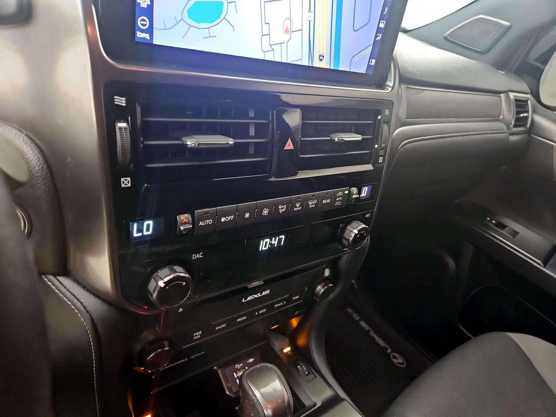 Thumbnail: 2022 Lexus GX - 17
