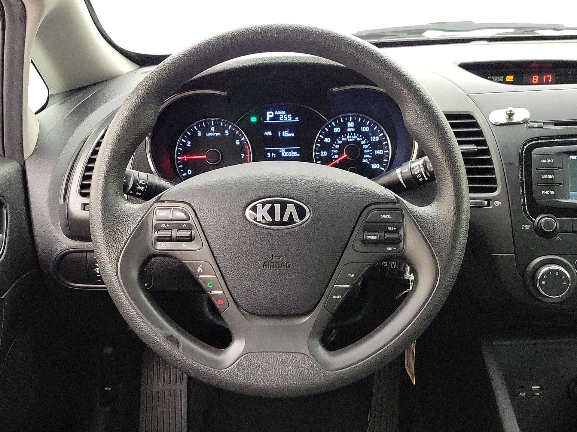 Thumbnail: 2018 Kia Forte - 10
