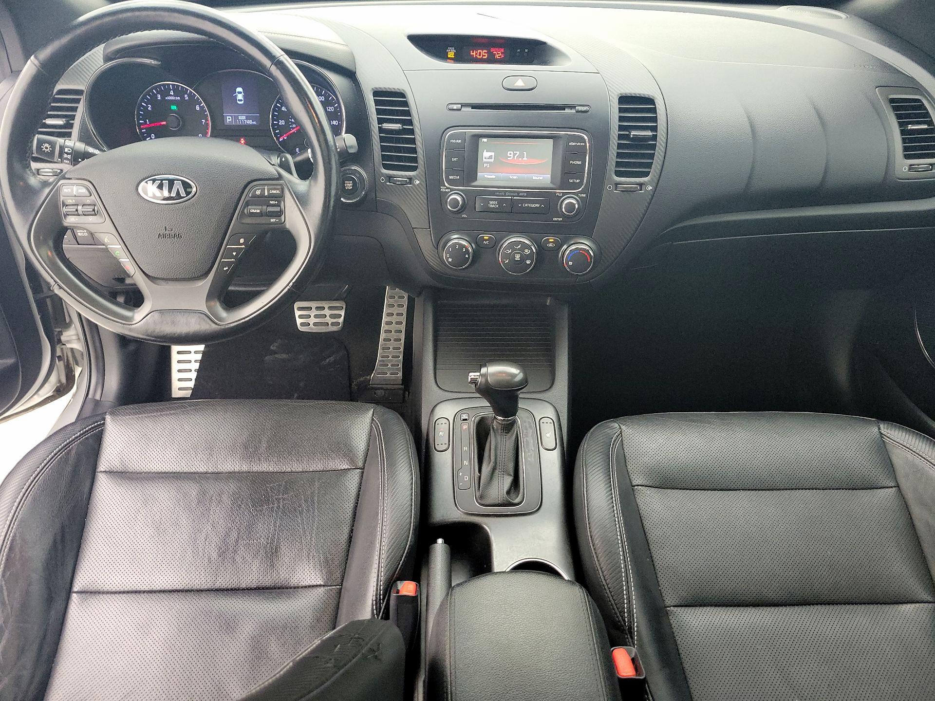 Thumbnail: 2015 Kia Forte - 9