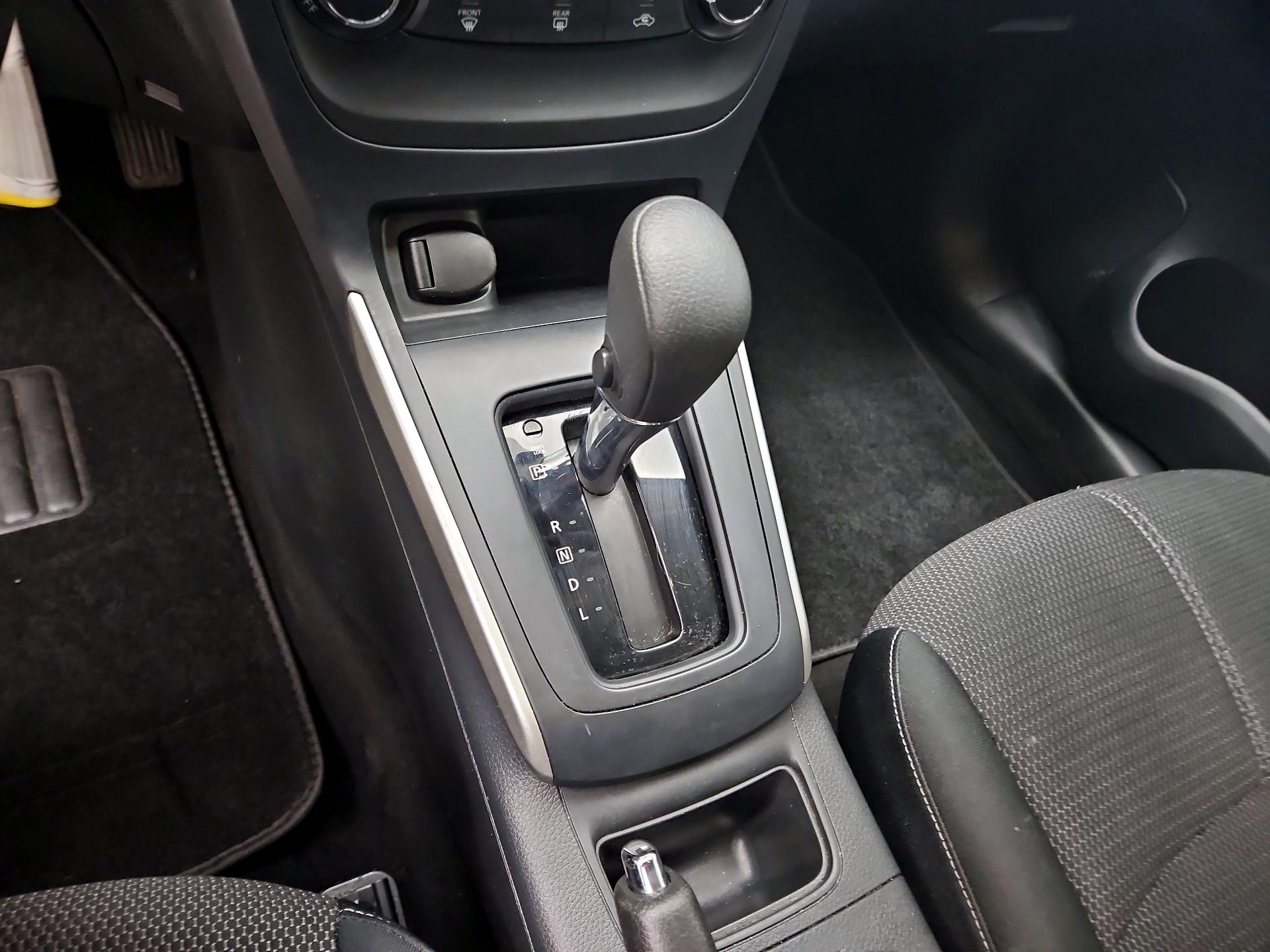 Thumbnail: 2017 Nissan Sentra - 16