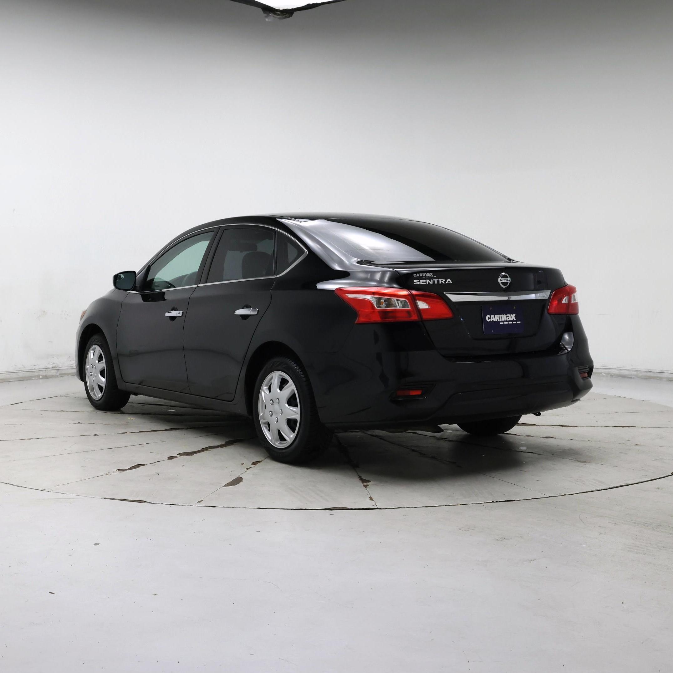 Thumbnail: 2017 Nissan Sentra - 2