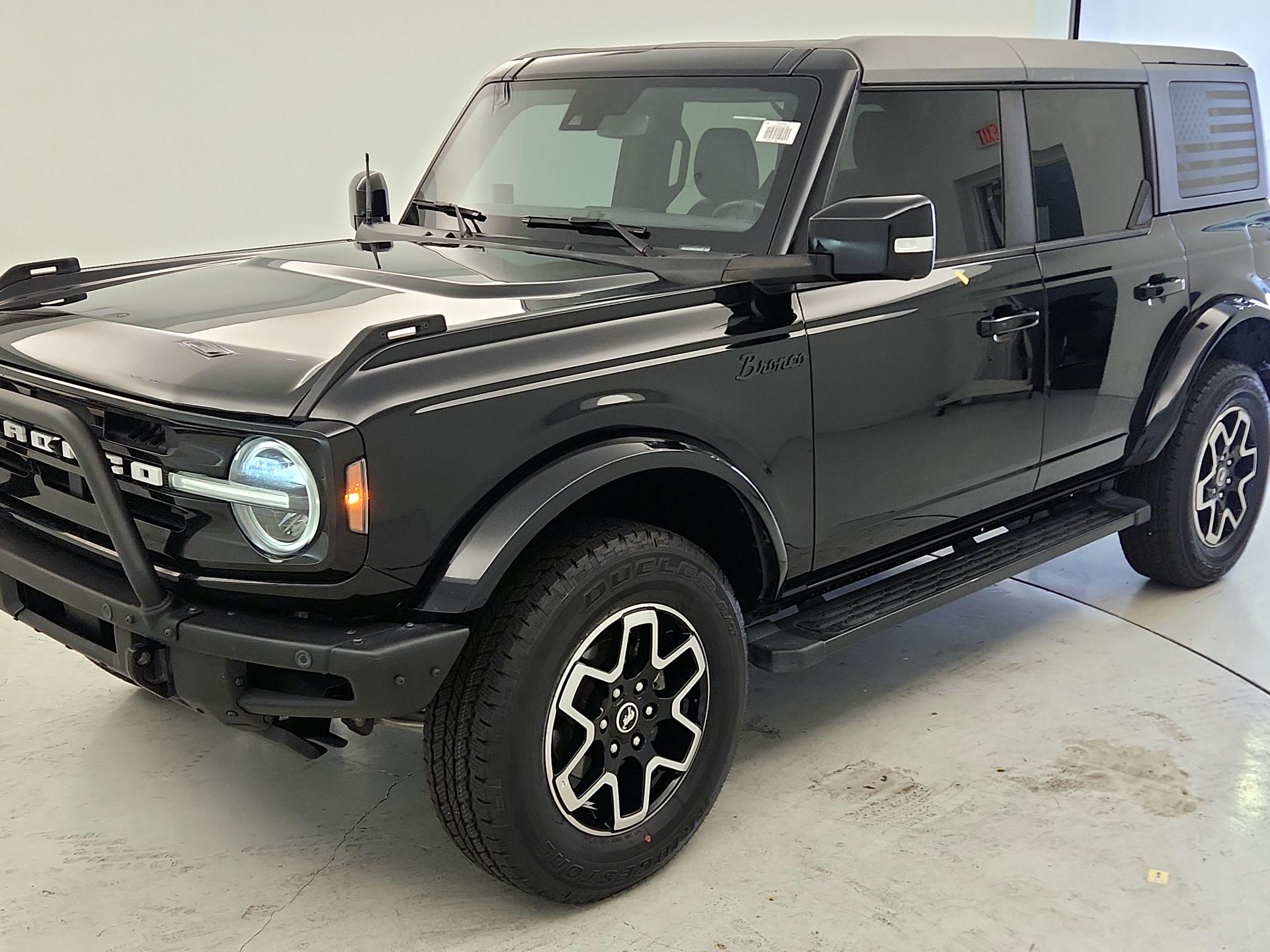 Thumbnail: 2022 Ford Bronco - 3