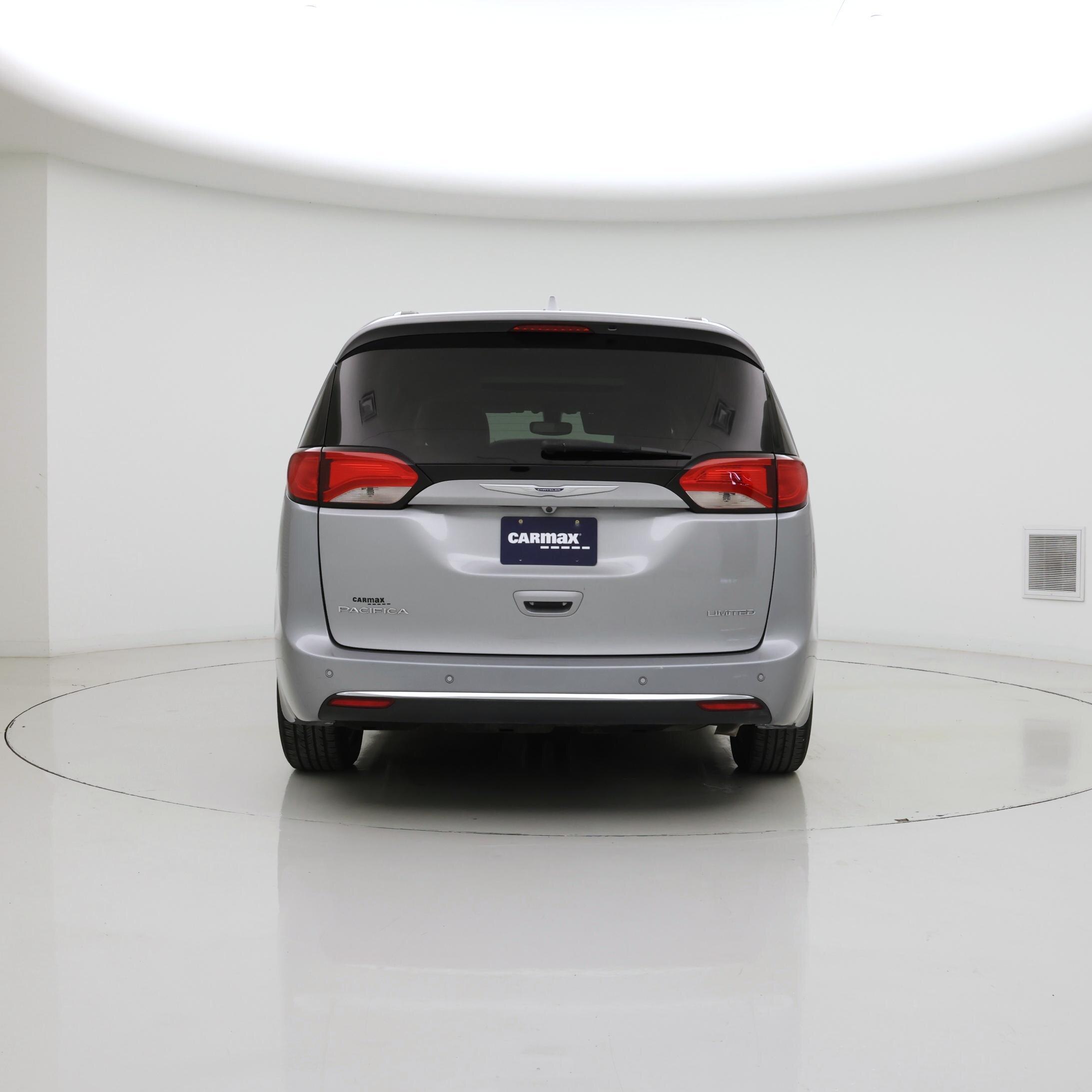Thumbnail: 2020 Chrysler Pacifica - 6