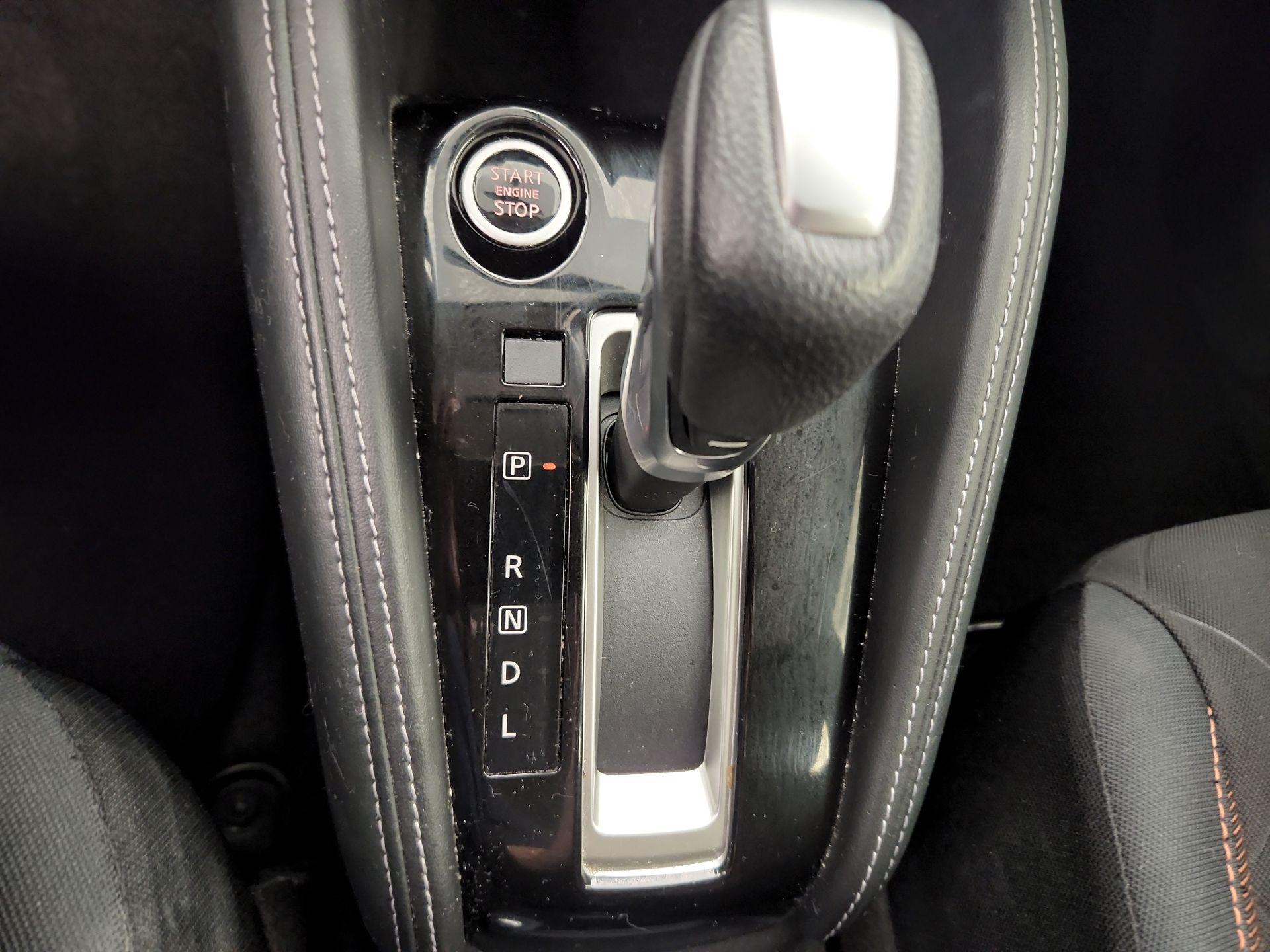 Thumbnail: 2018 Nissan Kicks - 16