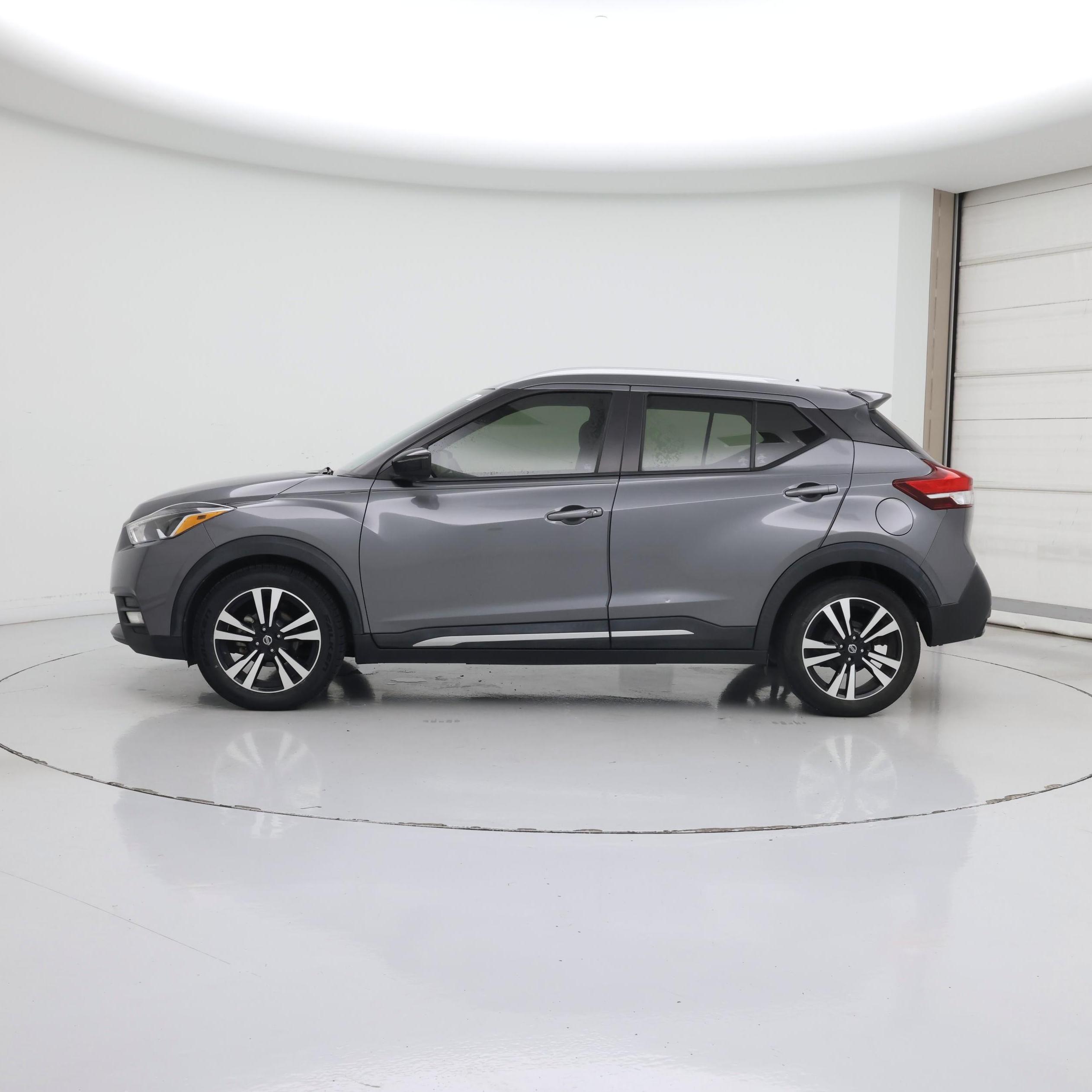 Thumbnail: 2018 Nissan Kicks - 3