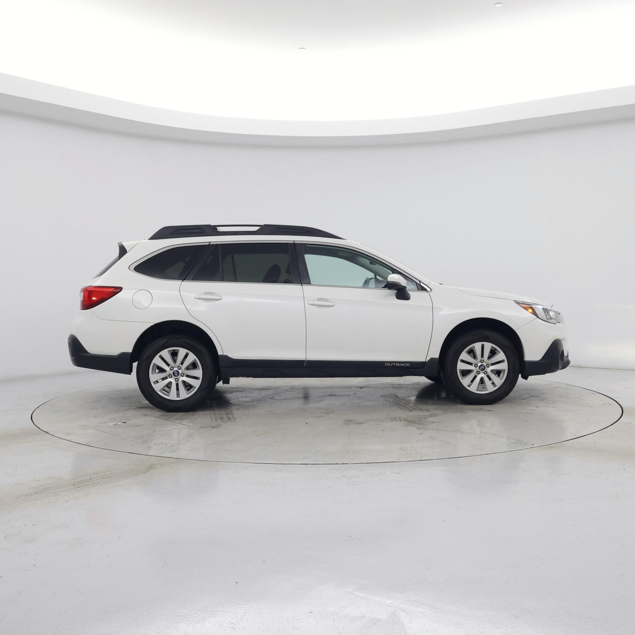 Thumbnail: 2018 Subaru Outback - 7