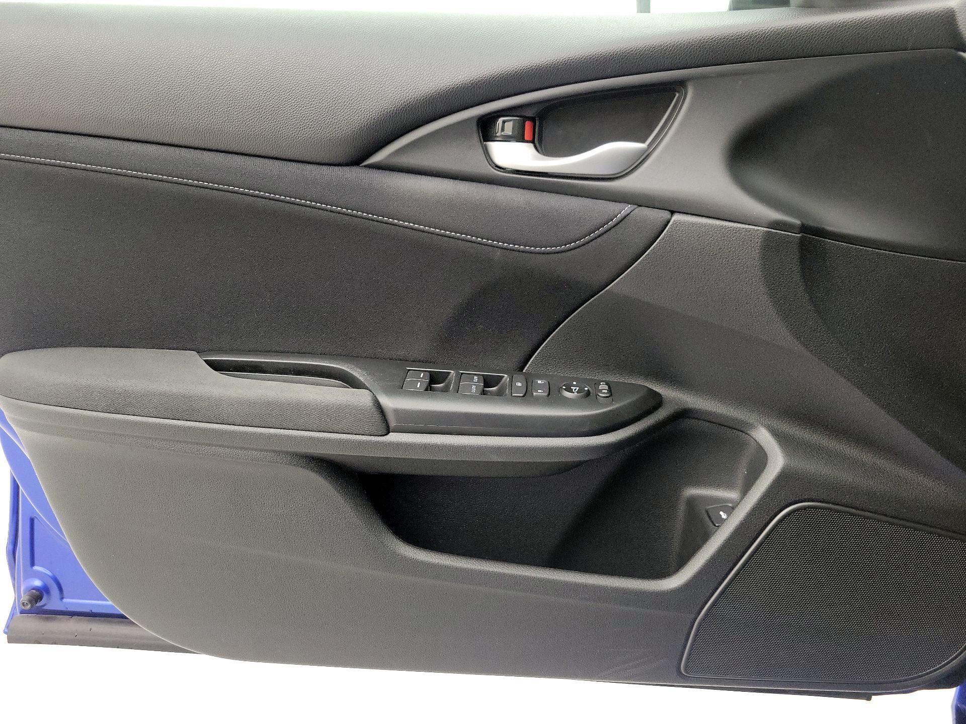 Thumbnail: 2020 Honda Insight - 12