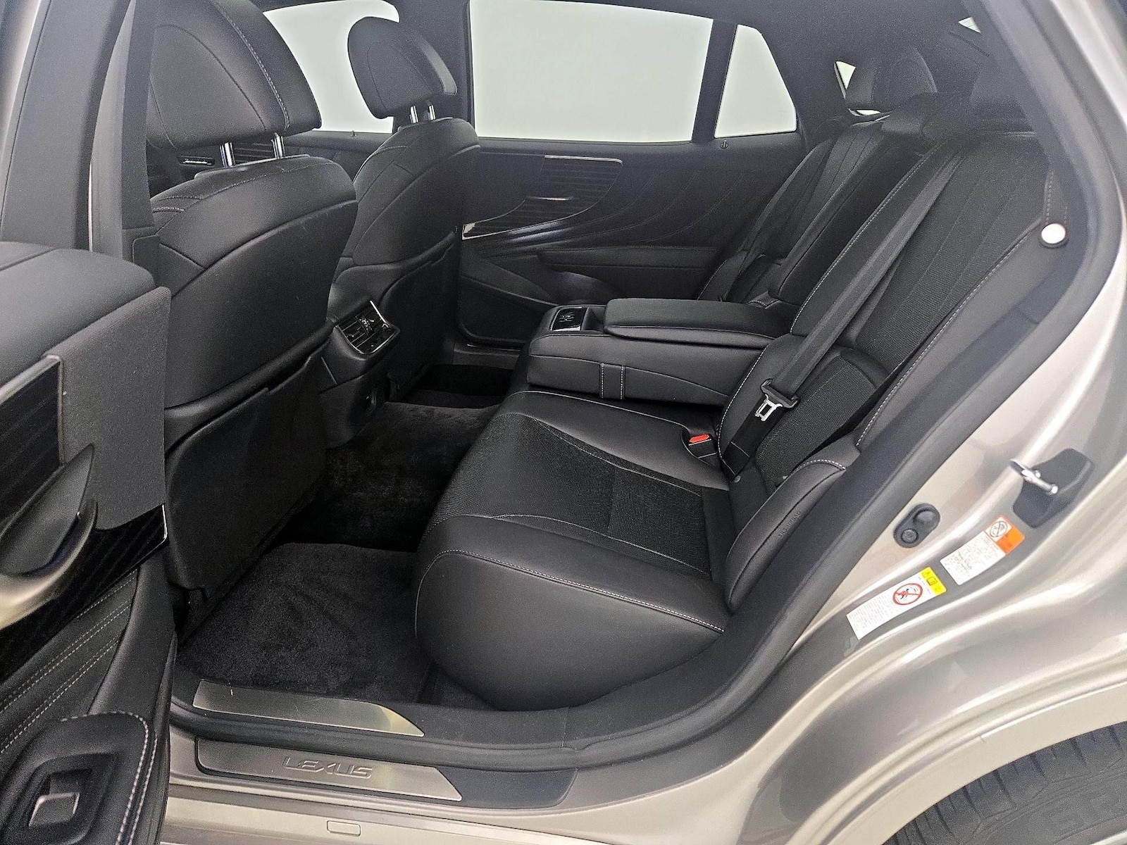 2019 Lexus LS Base - Photo 22