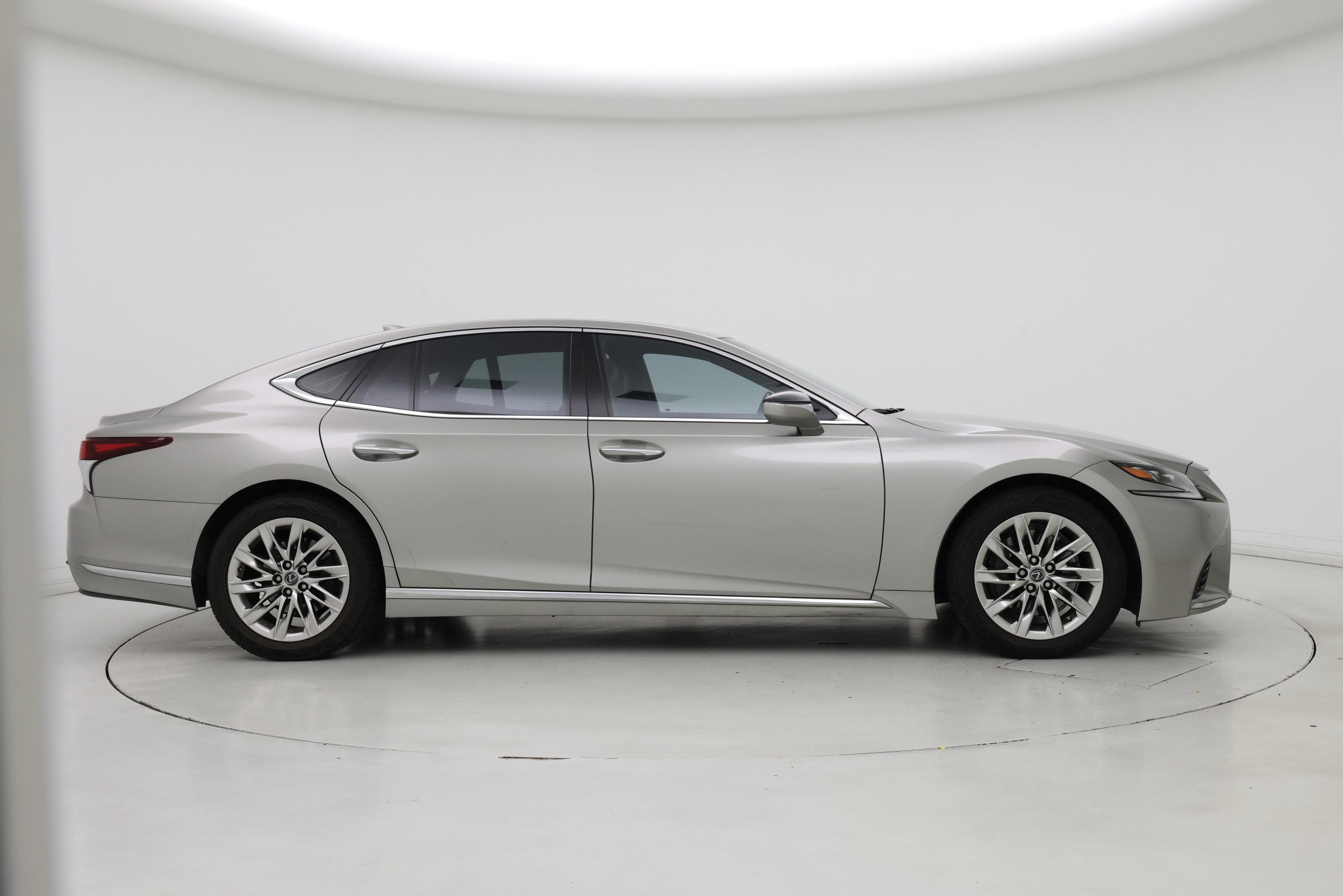 Thumbnail: 2019 Lexus LS - 7