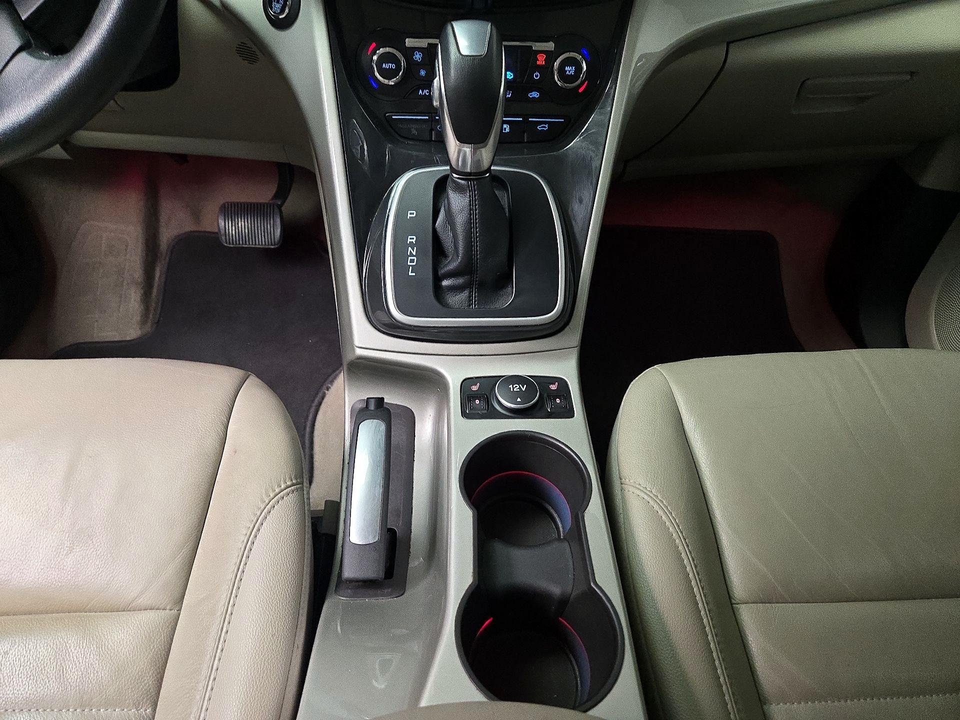 Thumbnail: 2015 Ford C-Max - 17