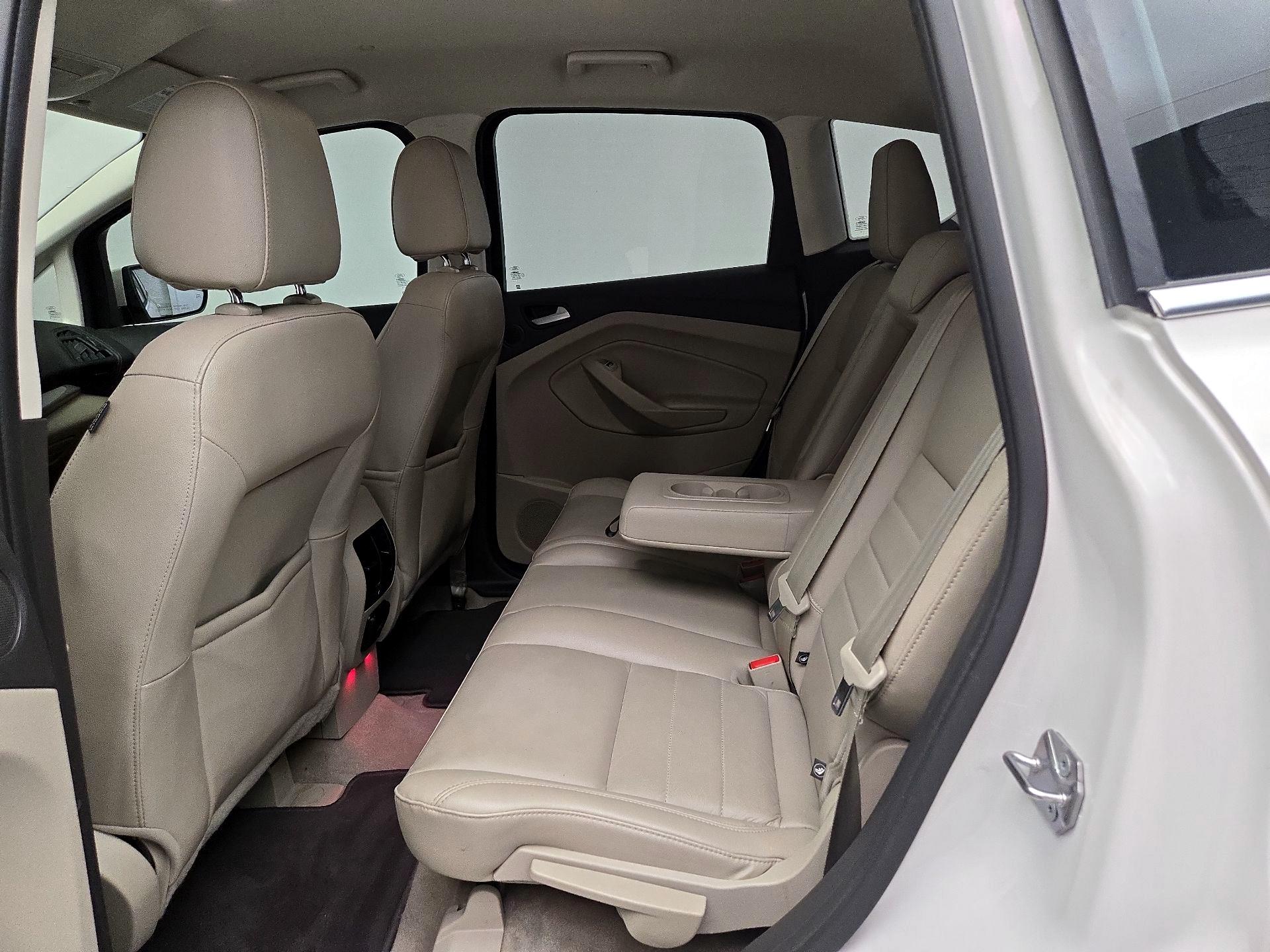 Thumbnail: 2015 Ford C-Max - 19
