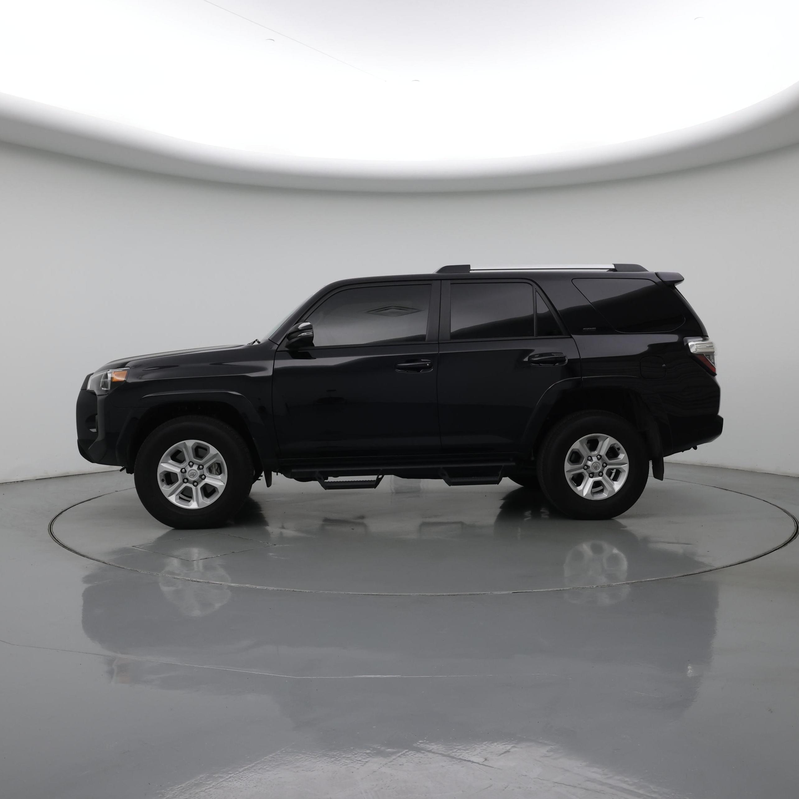 Thumbnail: 2024 Toyota 4Runner - 3