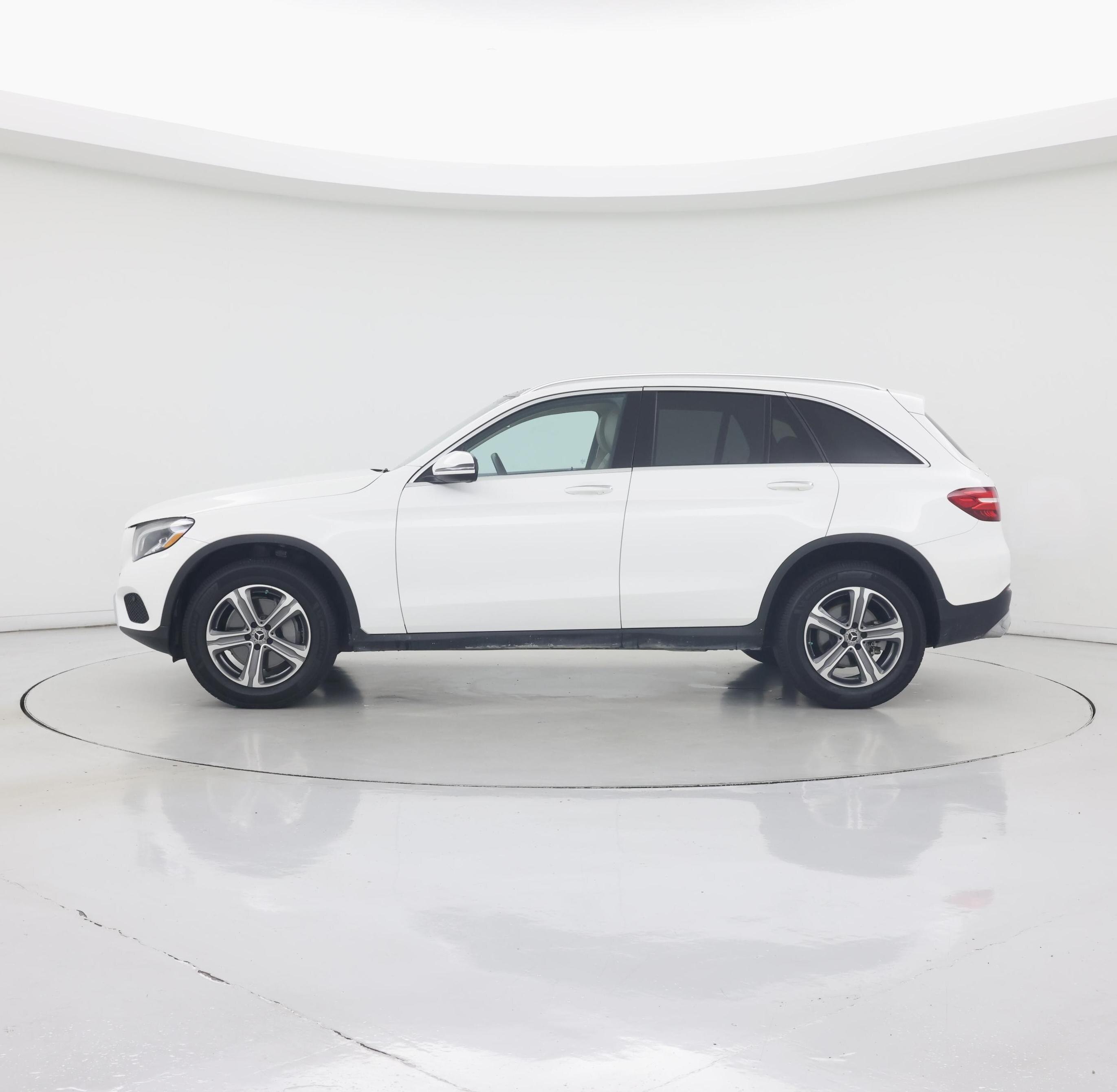 Thumbnail: 2019 Mercedes-Benz GLC - 3